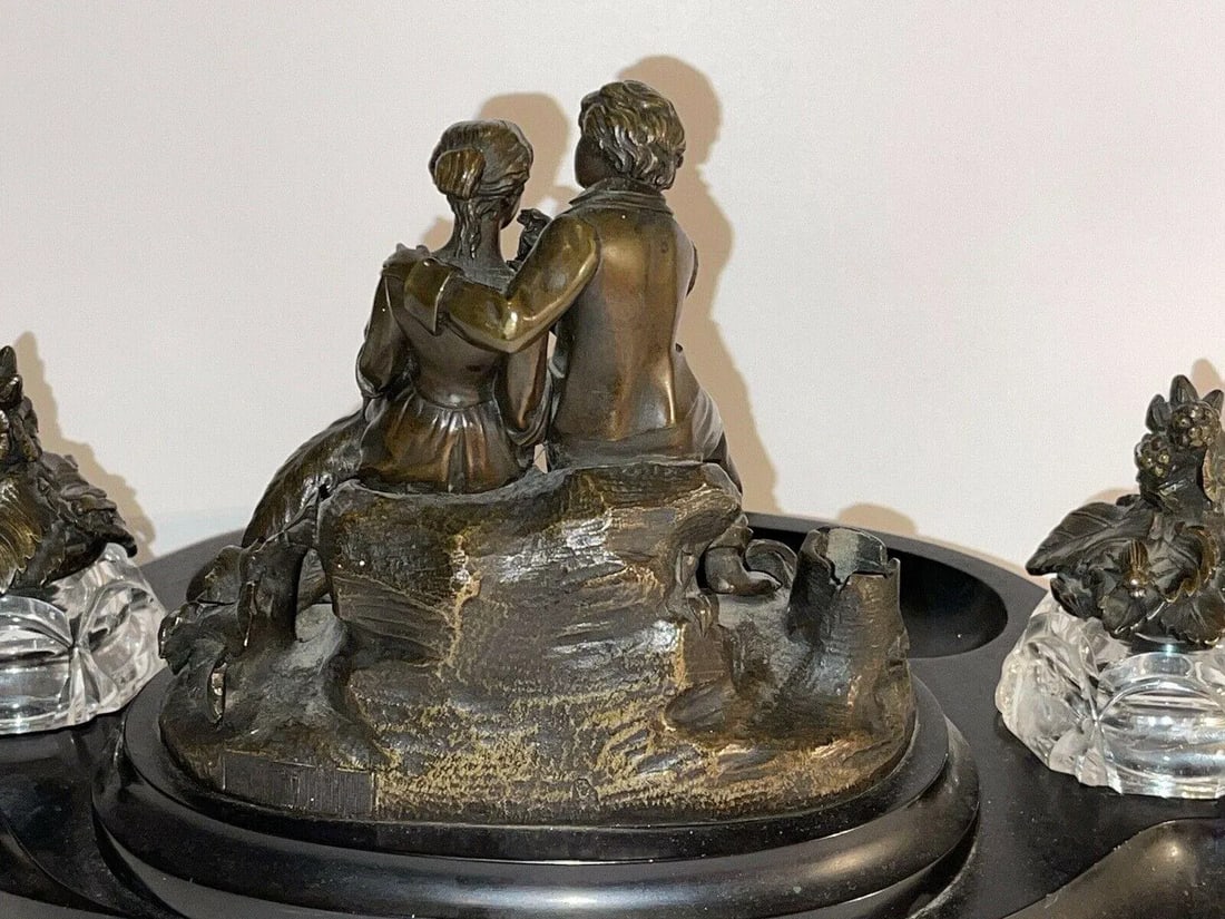 19th Century French Bronze and Crystal Double Inkwell Set With Sculpture, "Paul Et Virginie" - 5 Pie - 5