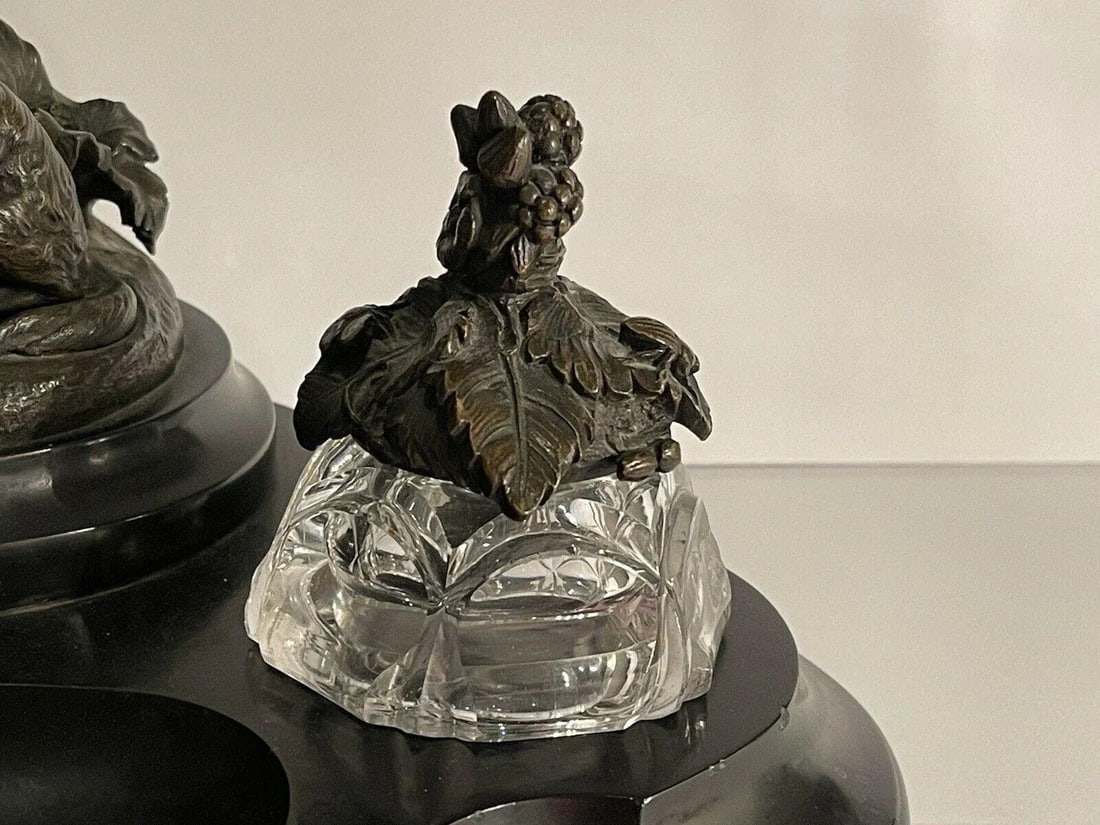 19th Century French Bronze and Crystal Double Inkwell Set With Sculpture, "Paul Et Virginie" - 5 Pie - 7