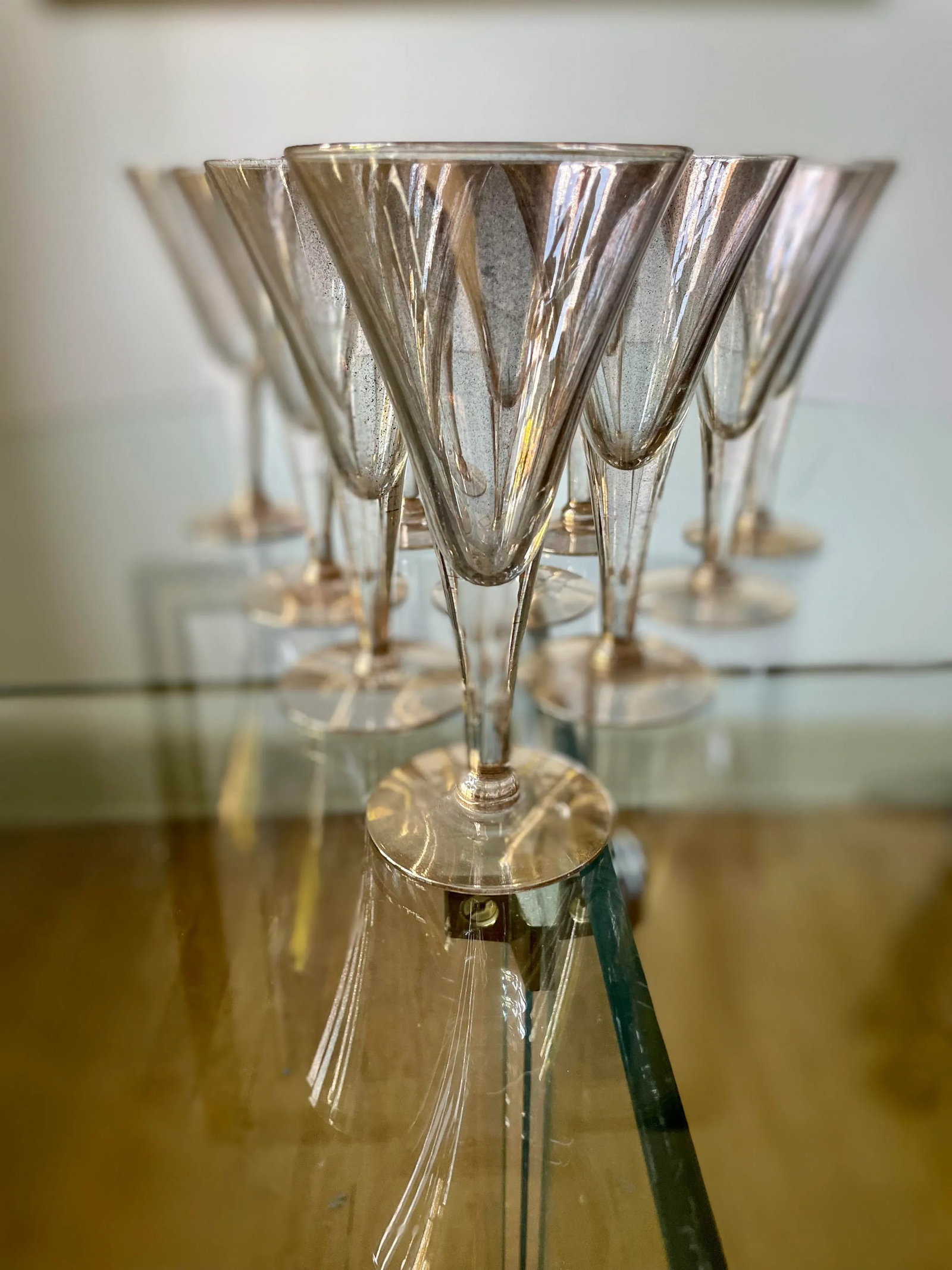 Vintage Dorothy Thorpe Gold Fleck Small Trumpet Cocktail Glasses - Set of 10 - 7