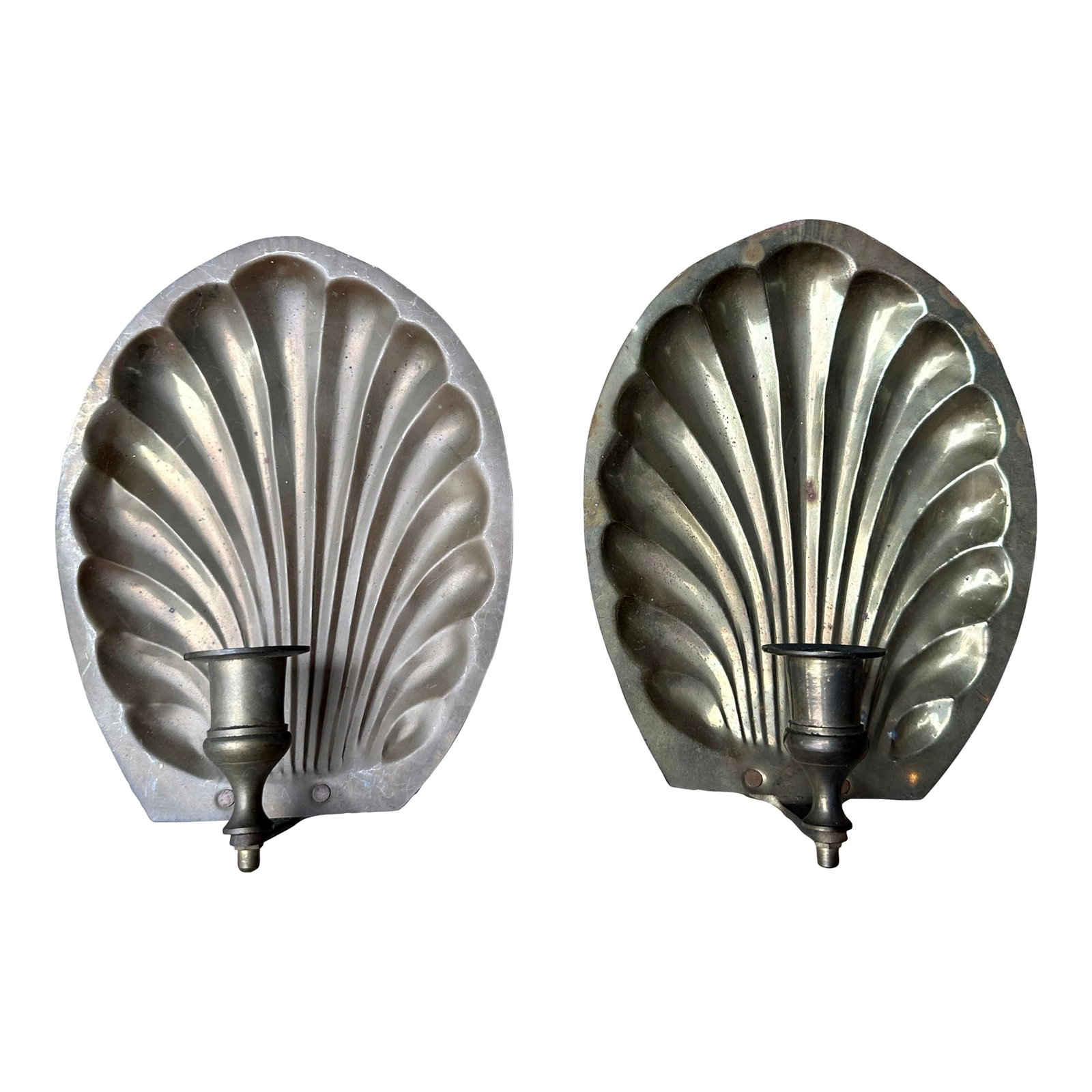 Pair of Vintage Brass Scallop Shell Wall Sconces - Hollywood Regency (1 of 5)
