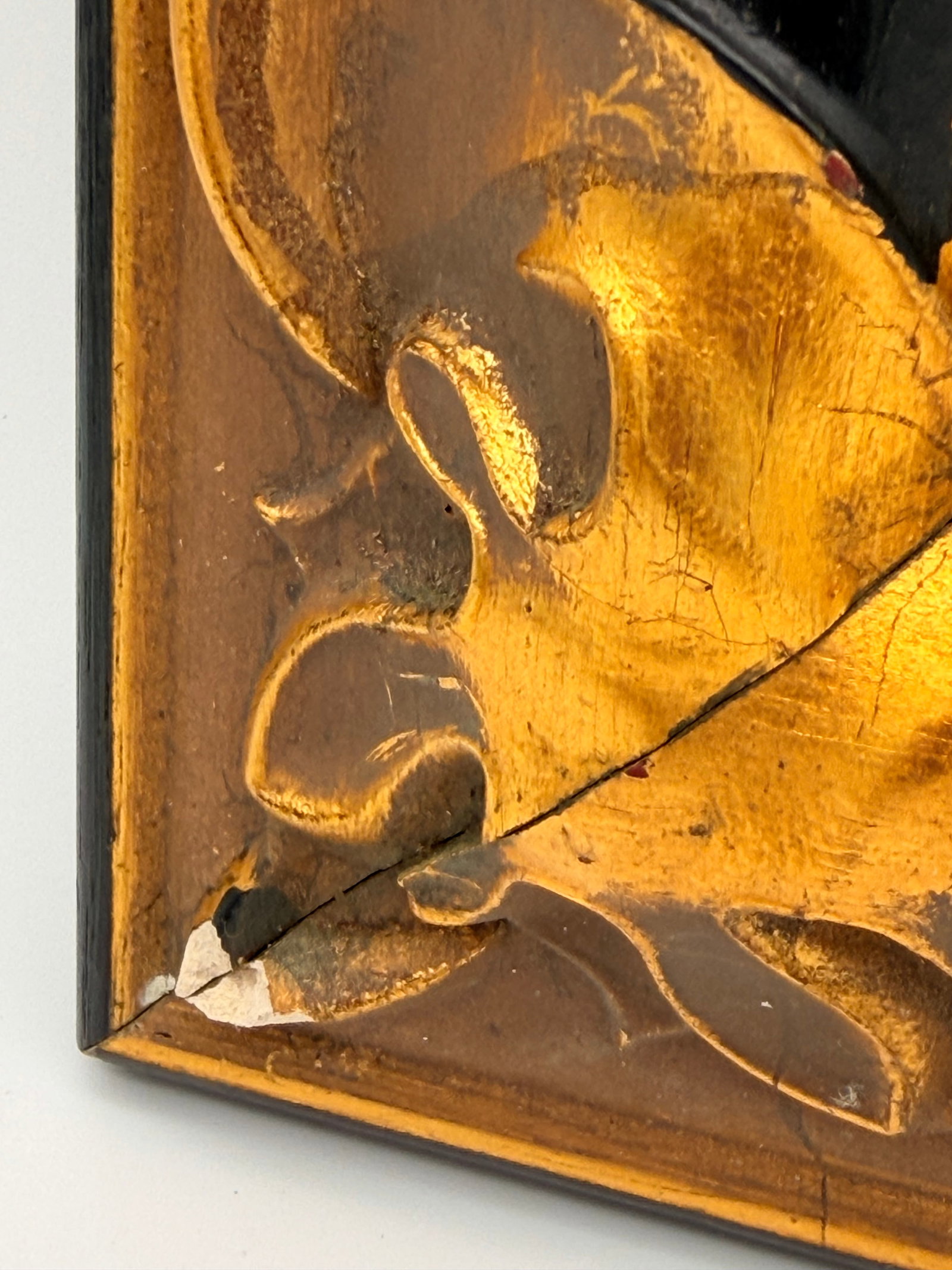 Art Deco Pair of Erte Limited Edition Bronze Medallions in Gold & Black Gilt Frames - 11