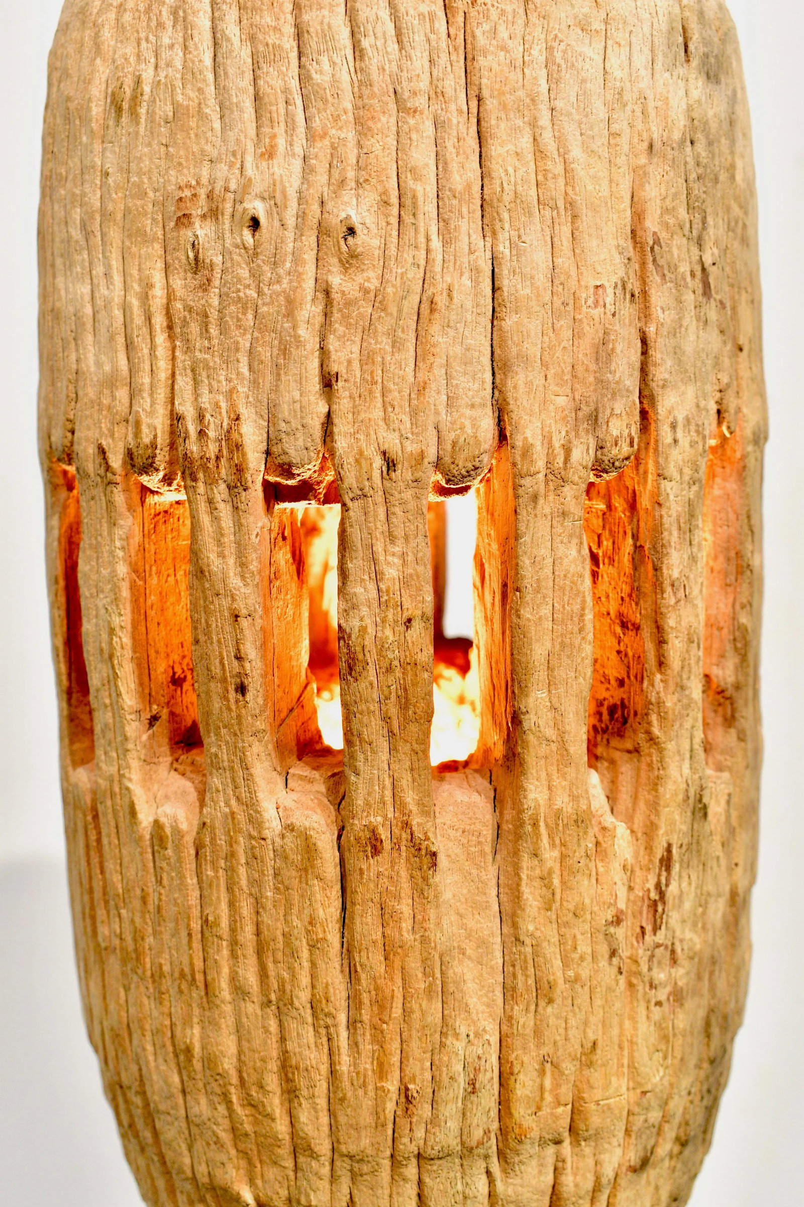 1940s Wood Totem Table Lamp - 10
