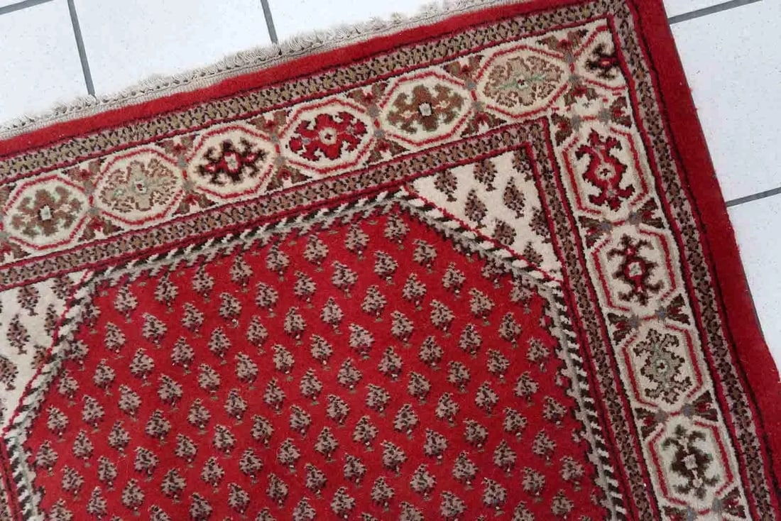 1970s Handmade Vintage Indian Seraband Rug 3' X 5.2' - 3