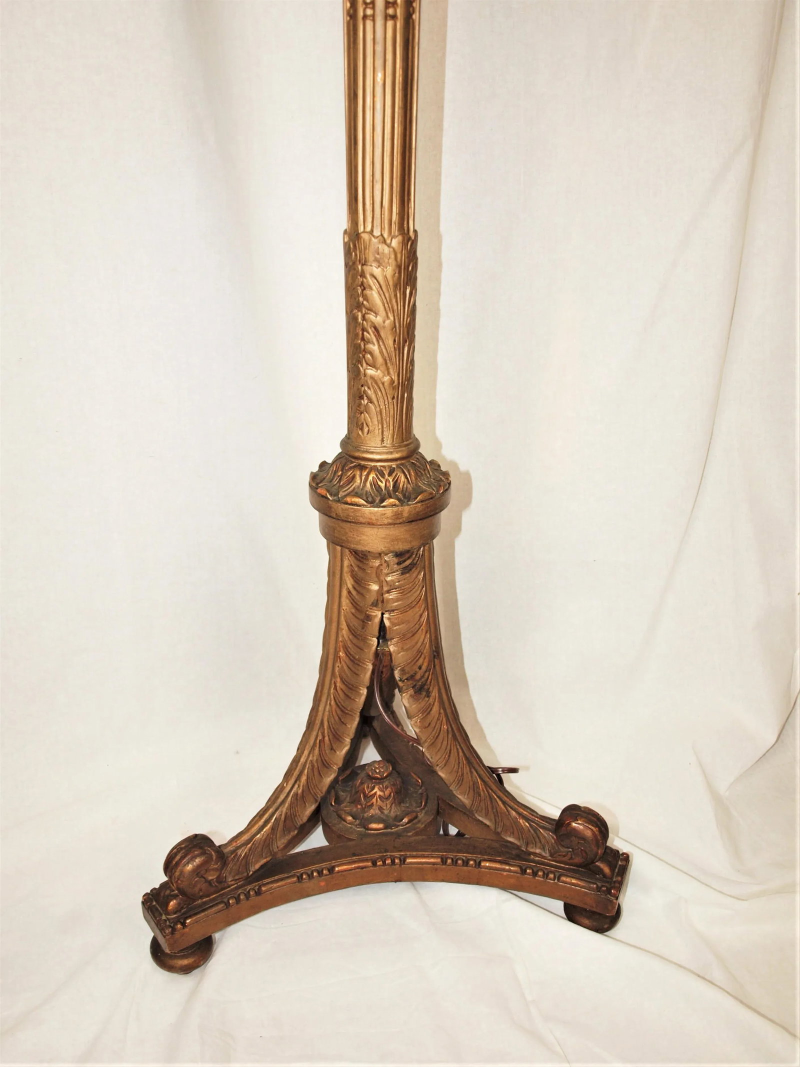 1940s Tall Gold Gilded Wooden Floor Lamp - 6