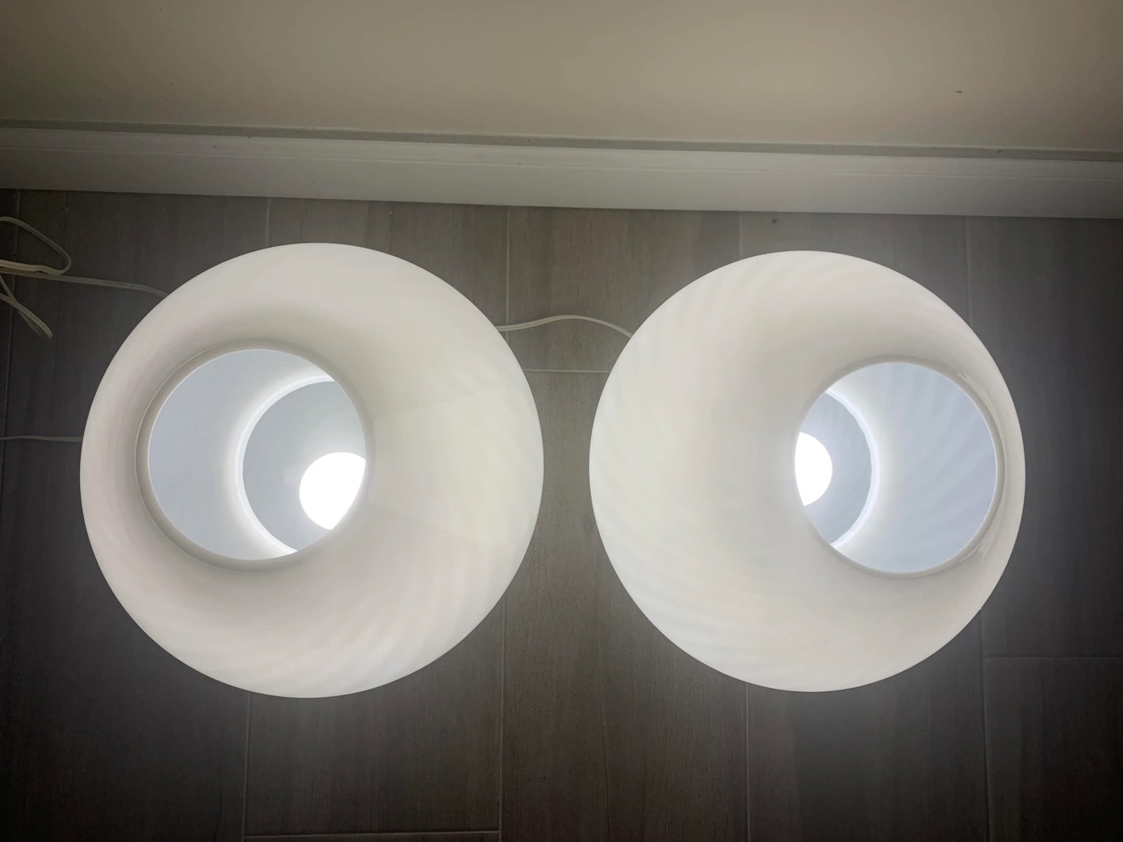 Vintage Italian White Murano Mushroom Lamps - a Pair - 9