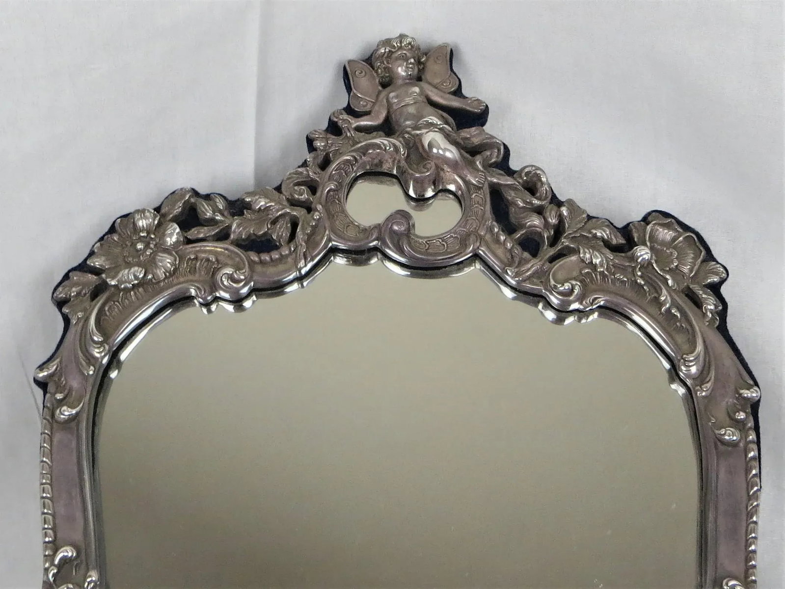 1950s Vanity Sterling Silver Mirror With Easel Stand and Cherubs - 4