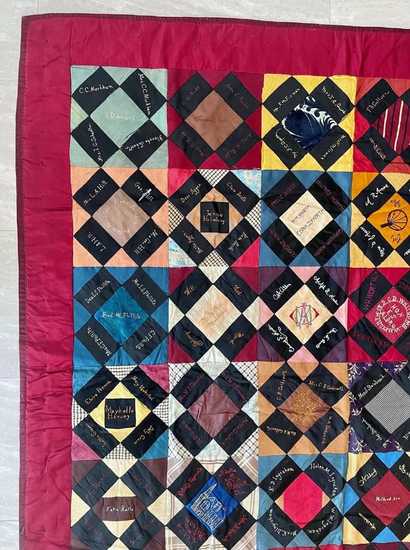 Antique Patchwork Embroidered Sampler Quilt, Mid 19th Century - 5