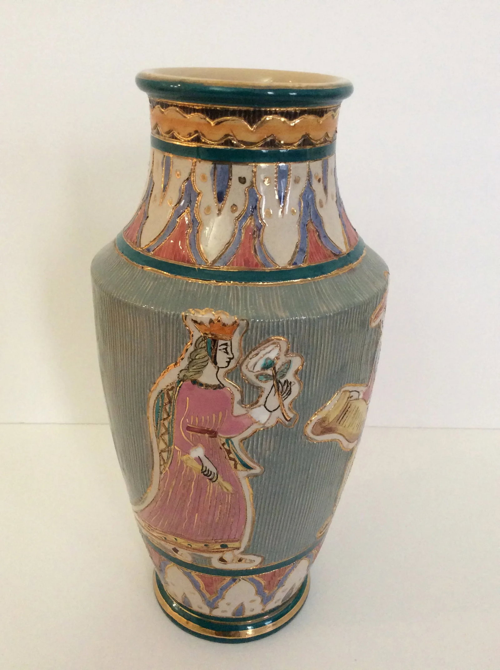 Vintage Italian Deruta Majolica Vase - 10