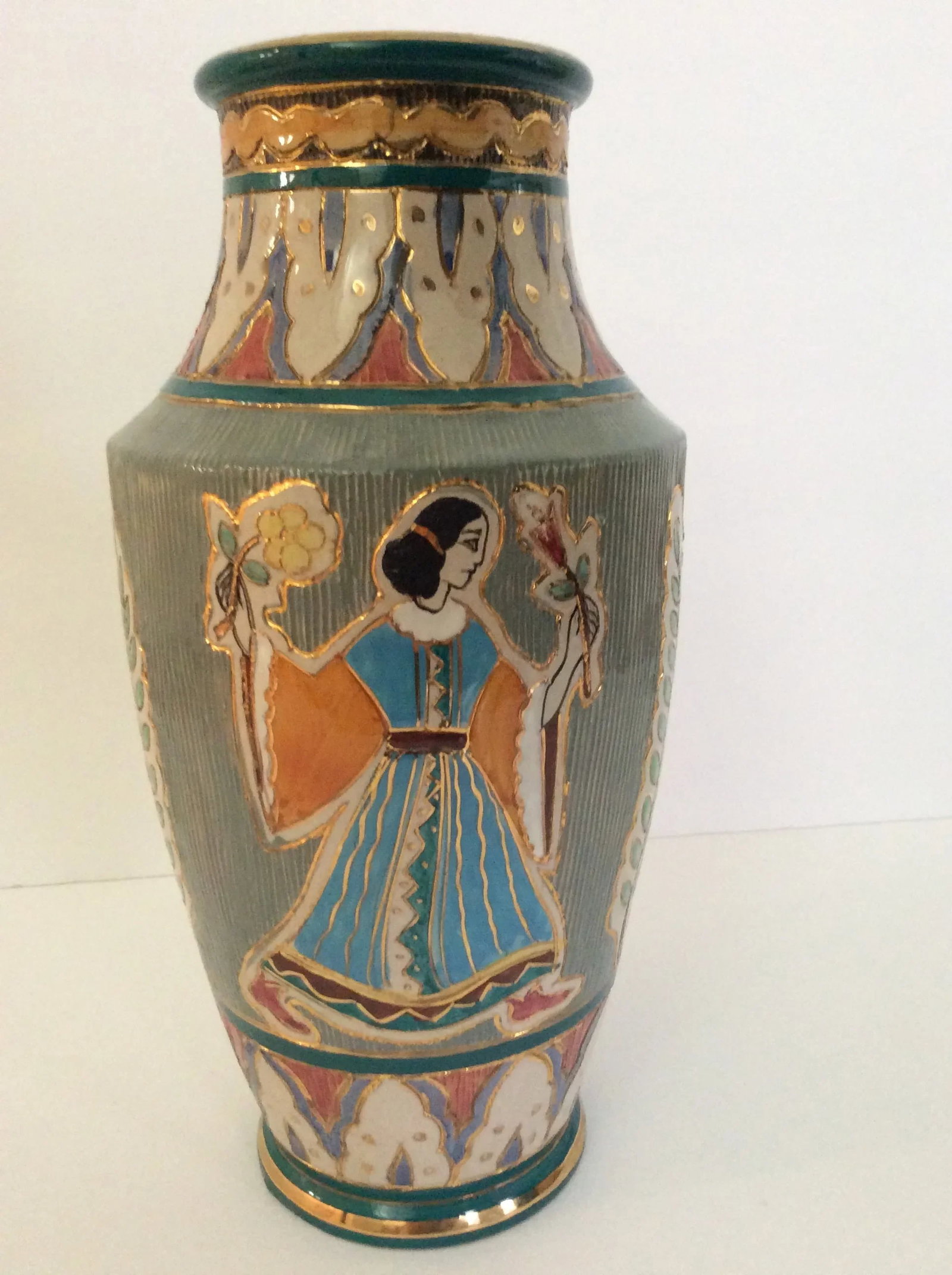 Vintage Italian Deruta Majolica Vase - 2