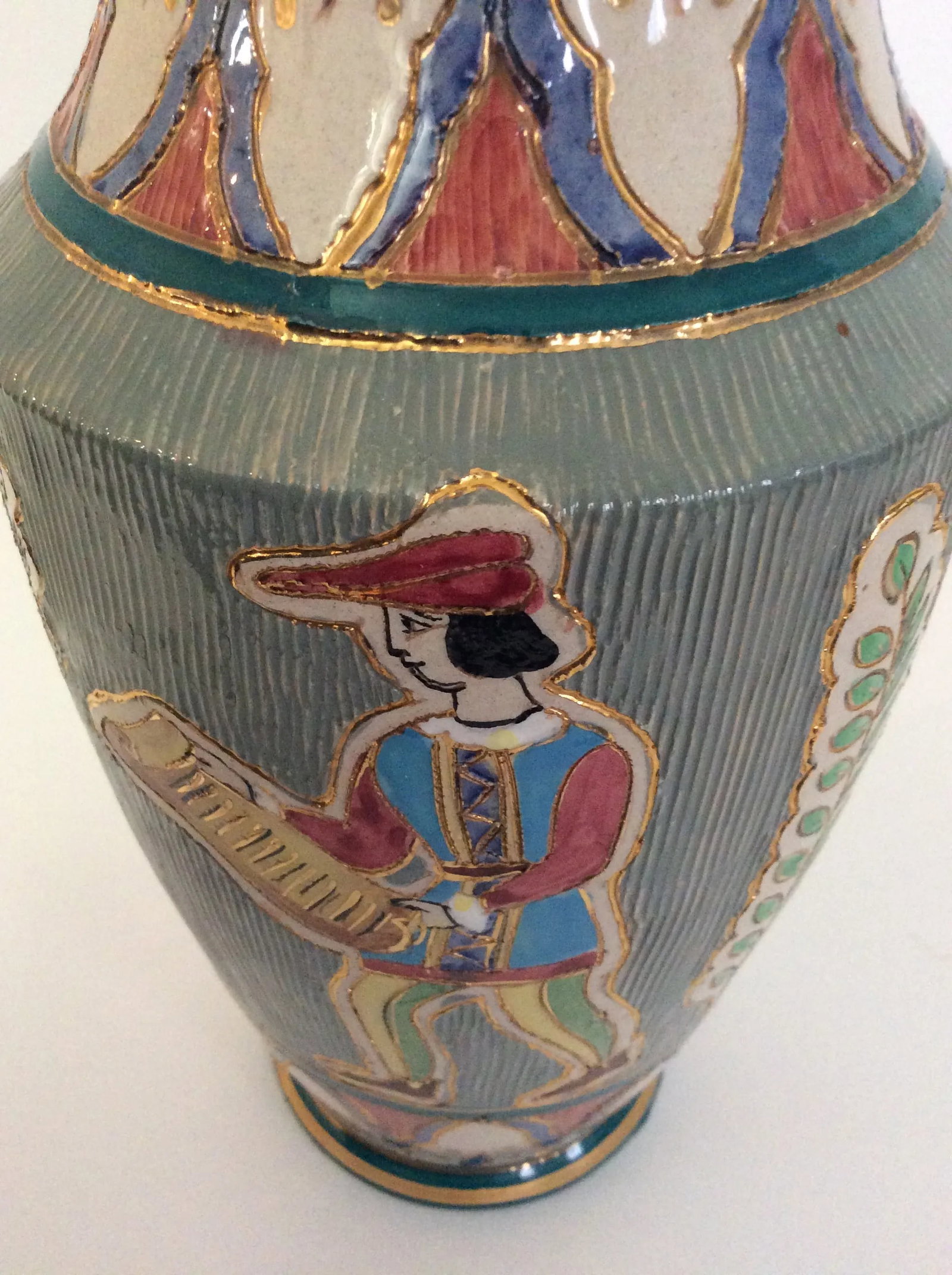 Vintage Italian Deruta Majolica Vase - 6