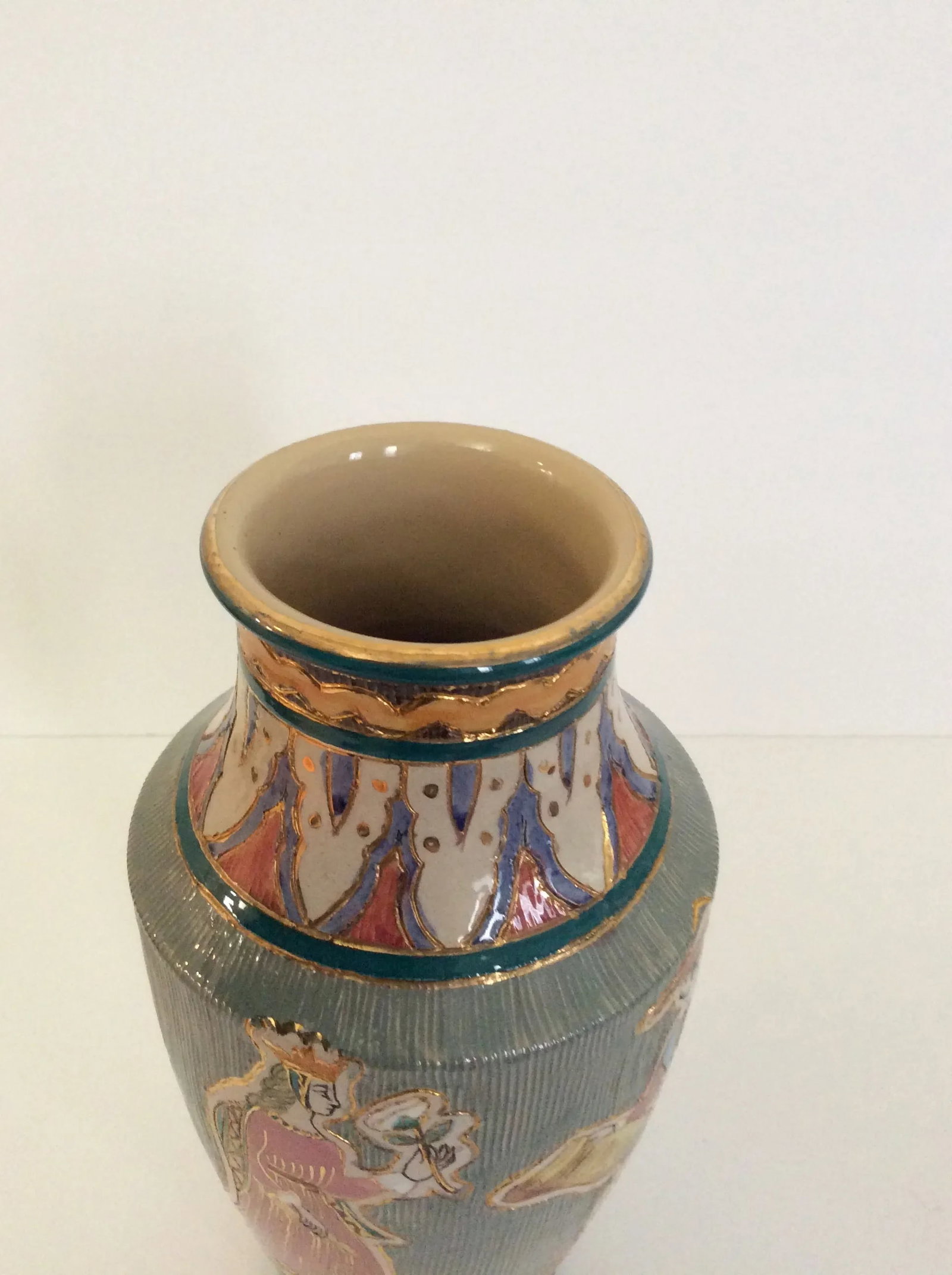 Vintage Italian Deruta Majolica Vase - 8