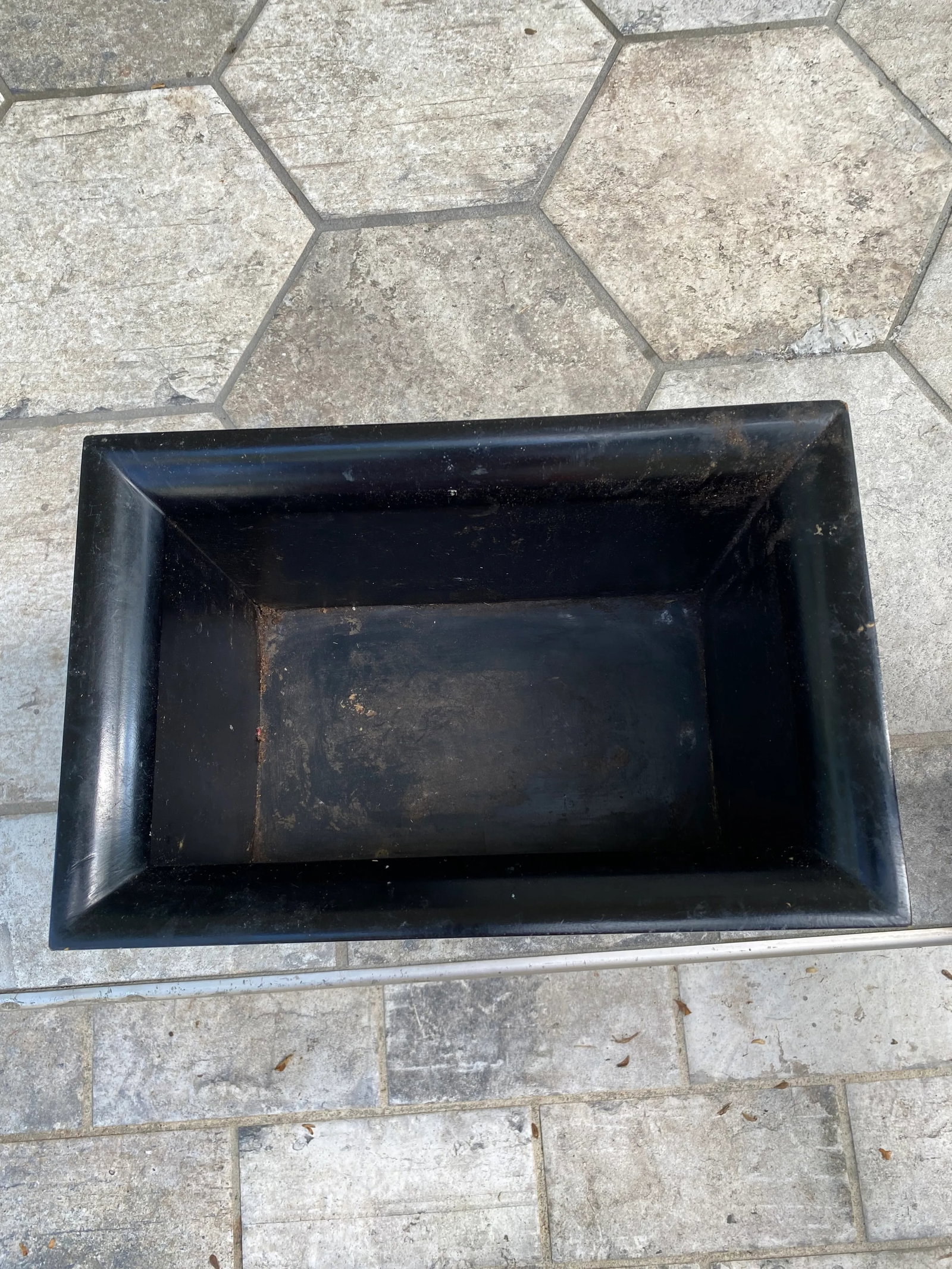 1980s Biedermier Style Cachpot - 8