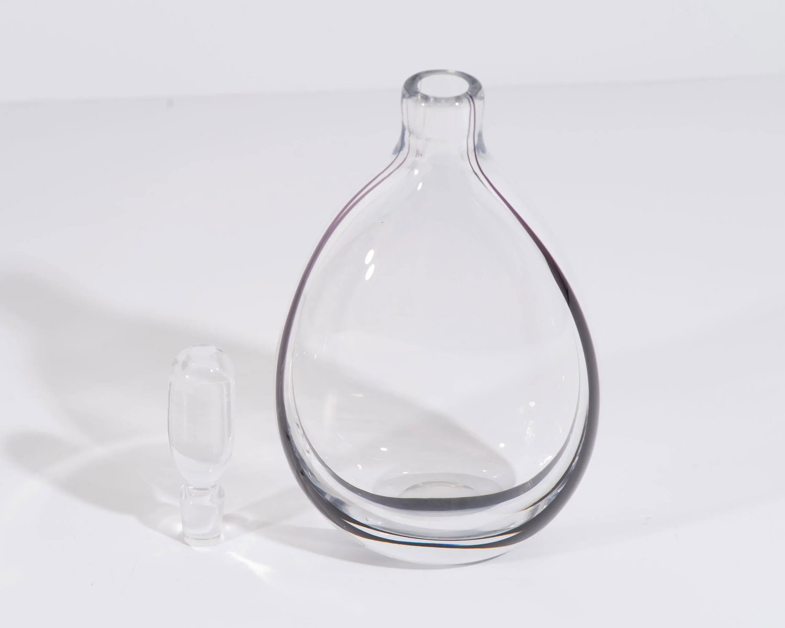 Vicke Lindstrand 1950s Kosta Crystal "Kontur" Decanter - 3
