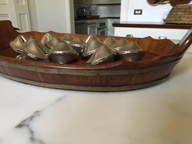 George III Oval Mahogany Tray With Fluted Edge - 10