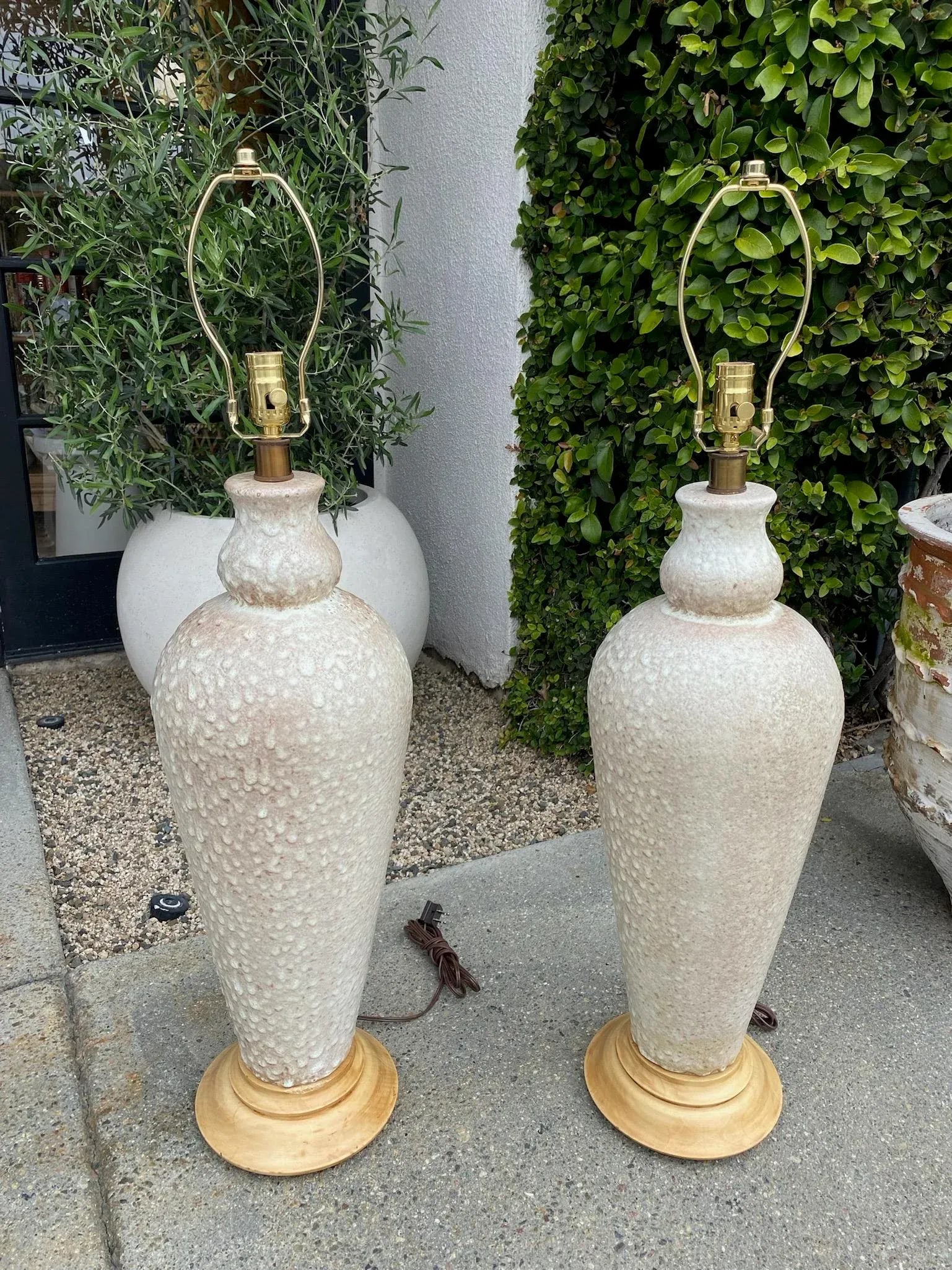 Vintage Tall White Textured Ceramic Lamps - a Pair - 4