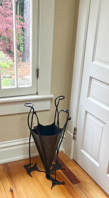 1960s Mid-Century Modern Brutalist Hand Wrought Iron Umbrella Stand - 5