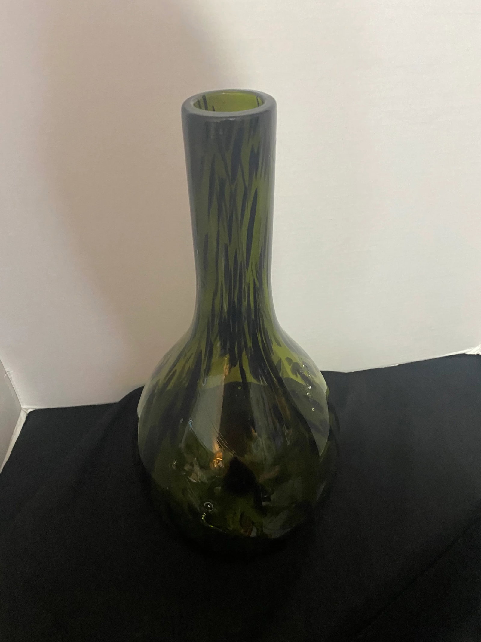 1970s Large Green Tortoise Opaque Mid-Century Modern Murano Vase - 6