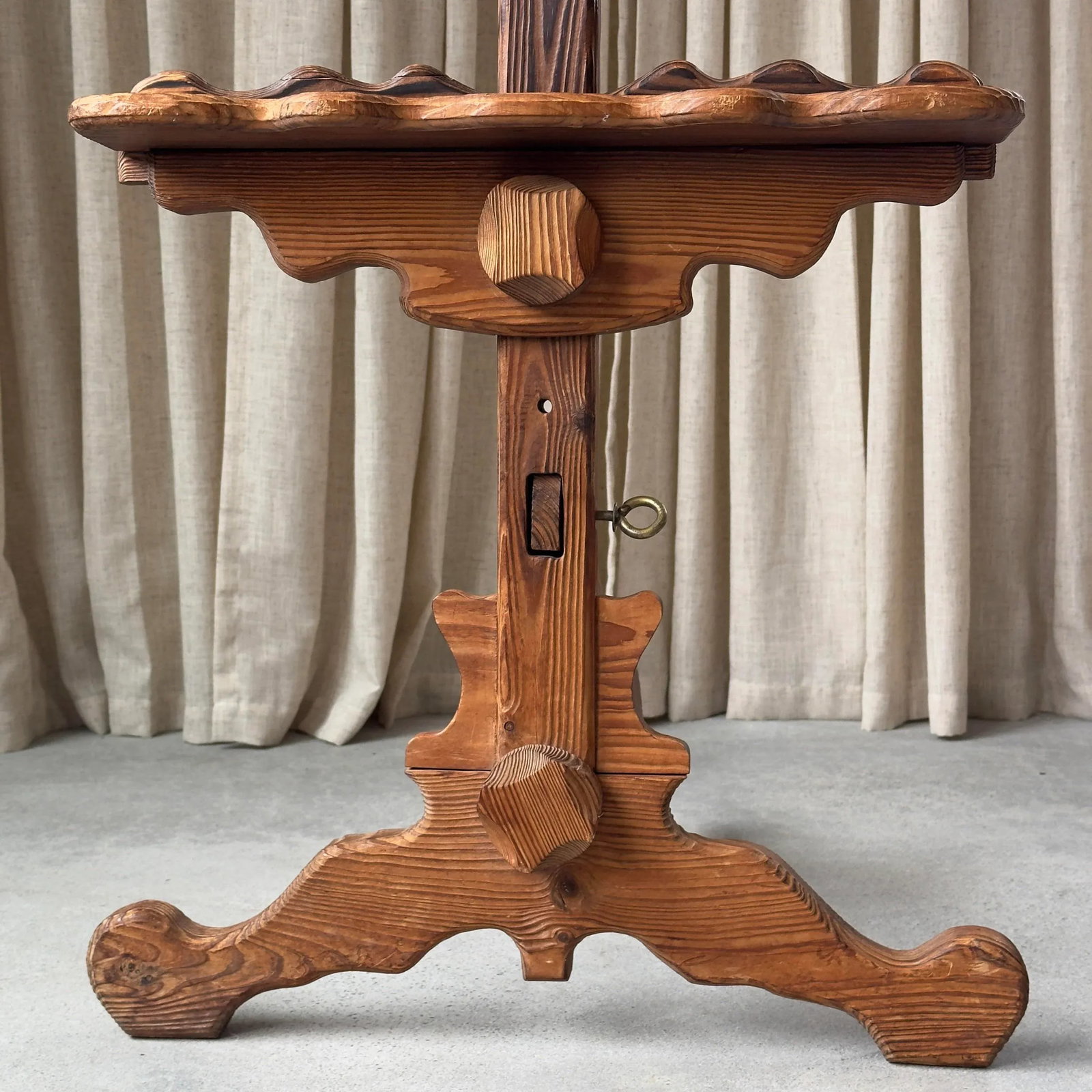 1970s Witco Carved Wood Artist's Easel - 5