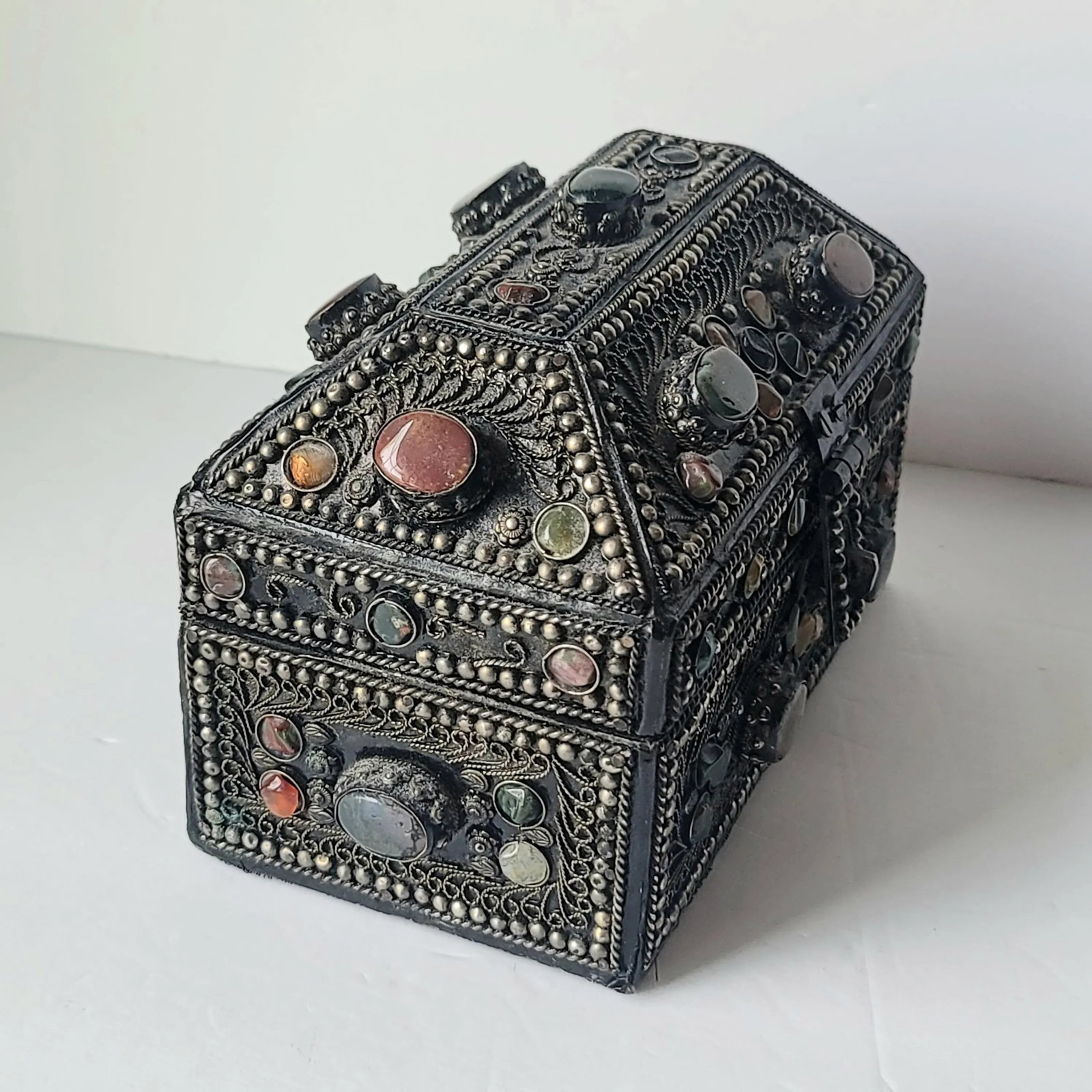 1970s Vintage Agate Inlaid Moroccan Jewelry Box - 4