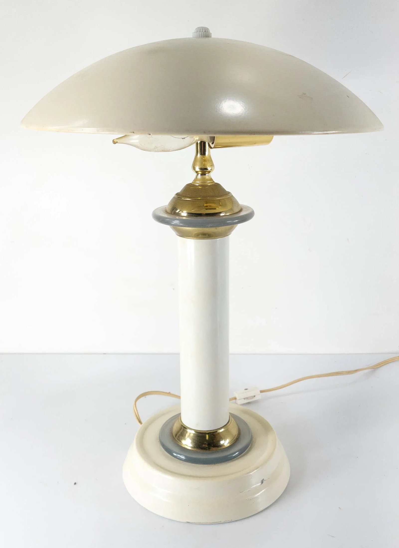 Mid-Century Modern Flying Saucer Modernist Table Lamp - 3