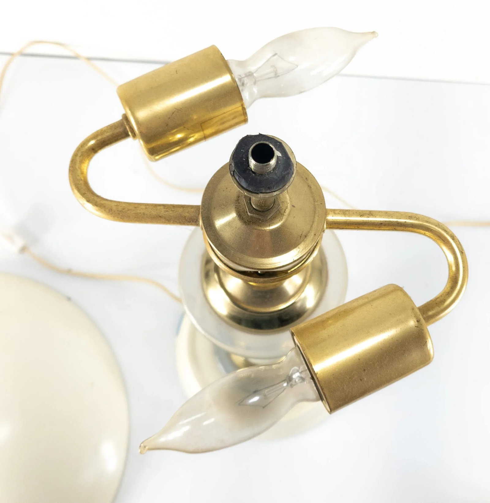 Mid-Century Modern Flying Saucer Modernist Table Lamp - 9
