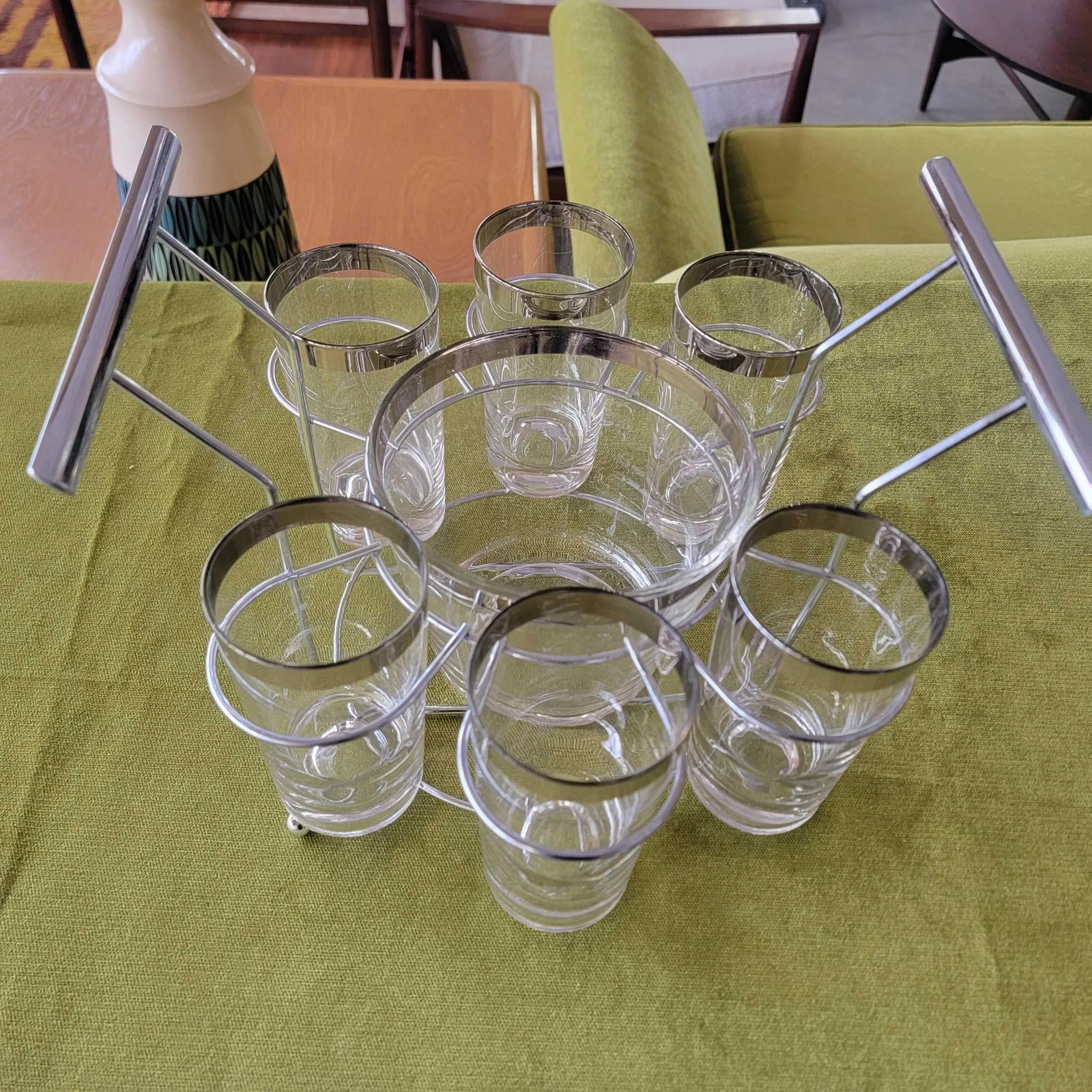 Vintage Dorothy Thorpe Ice Bucket and Highball Glasses Set- 7 Pieces - 4