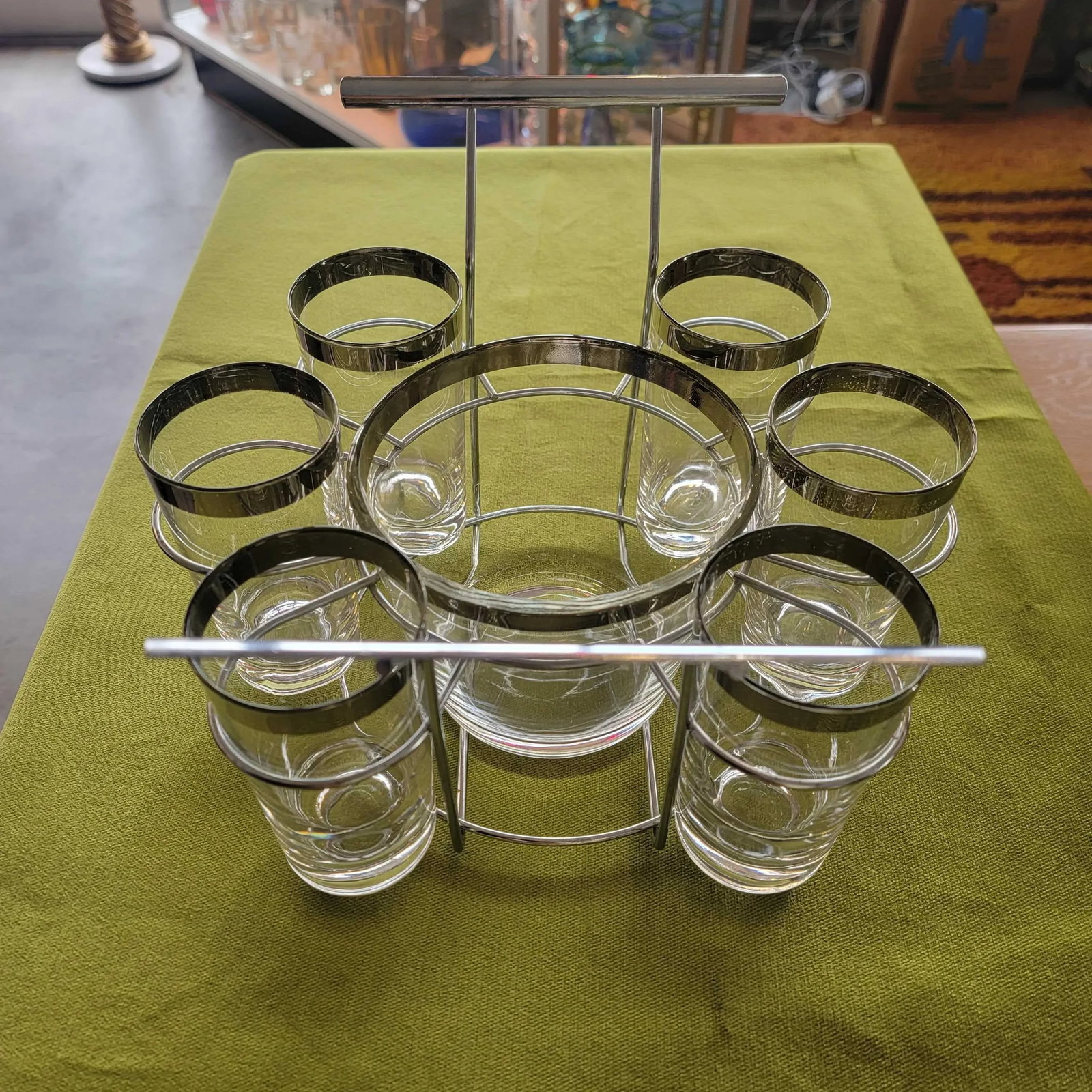 Vintage Dorothy Thorpe Ice Bucket and Highball Glasses Set- 7 Pieces - 7