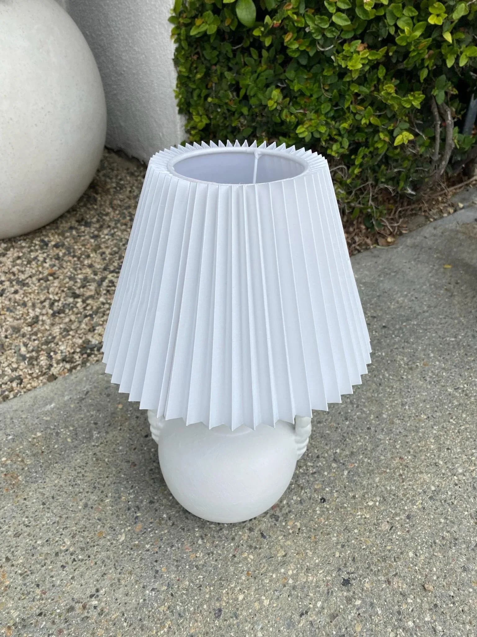 Mid 20th Century Mini Ceramic Lamp With Pleated Shade - 4