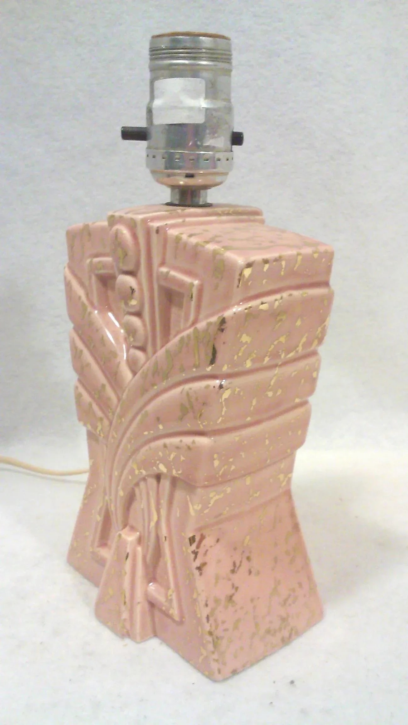 1950s Atomic Lamp Pink Gilt Ceramic Dresser Accent Lamp - 4
