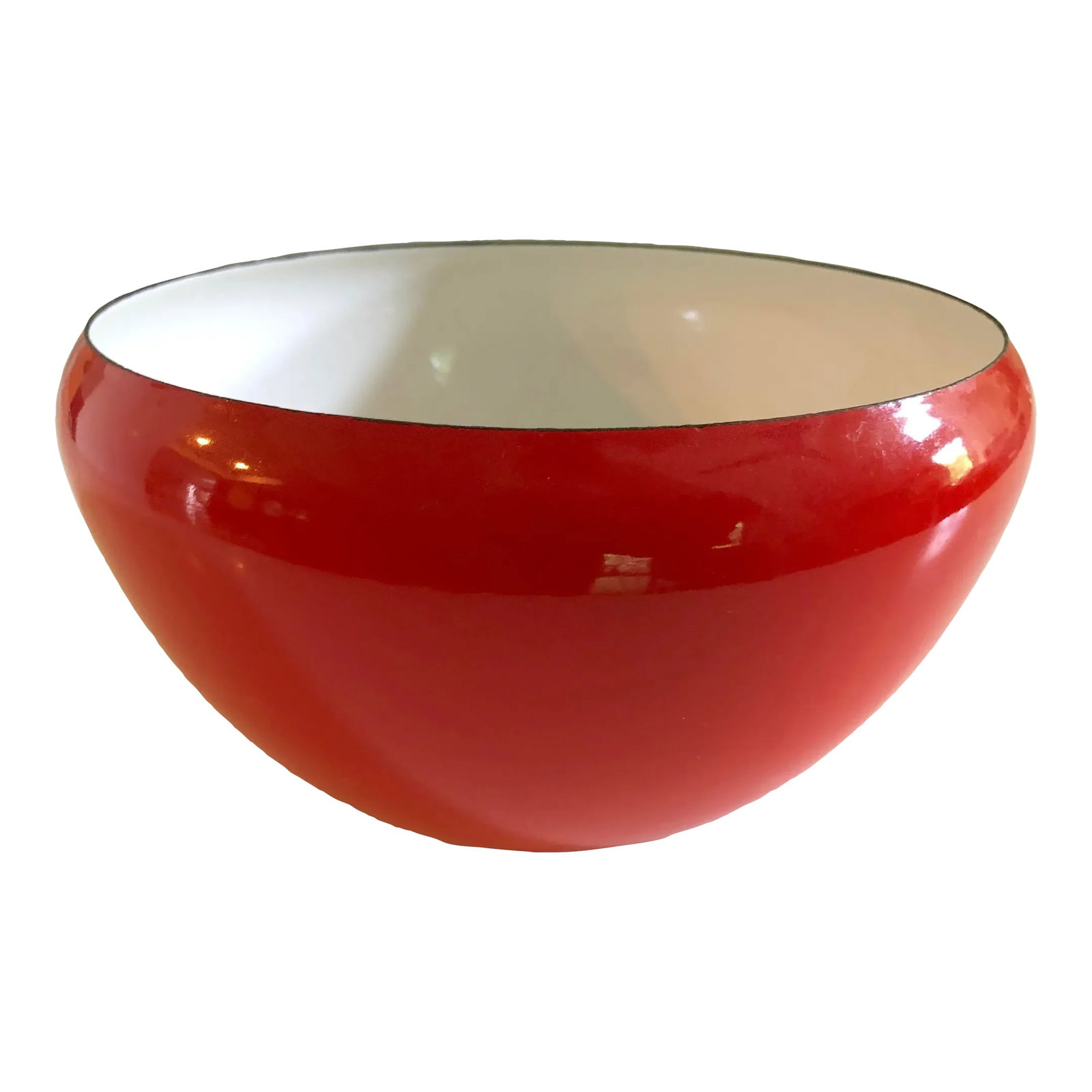 Vintage MCM Enamel Red Bowl Made in France: Introduce a pop of color with this cherry red mid-century modern enamel bowl. Made in France, the bowl is approximately 10" wide and 5" tall. Beautiful accent or center piece. Condition: Alterations: