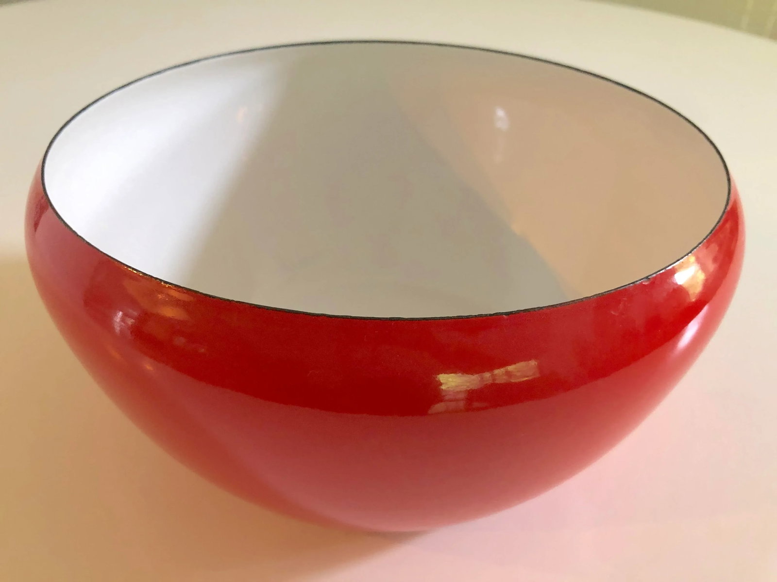 Vintage MCM Enamel Red Bowl Made in France - 4