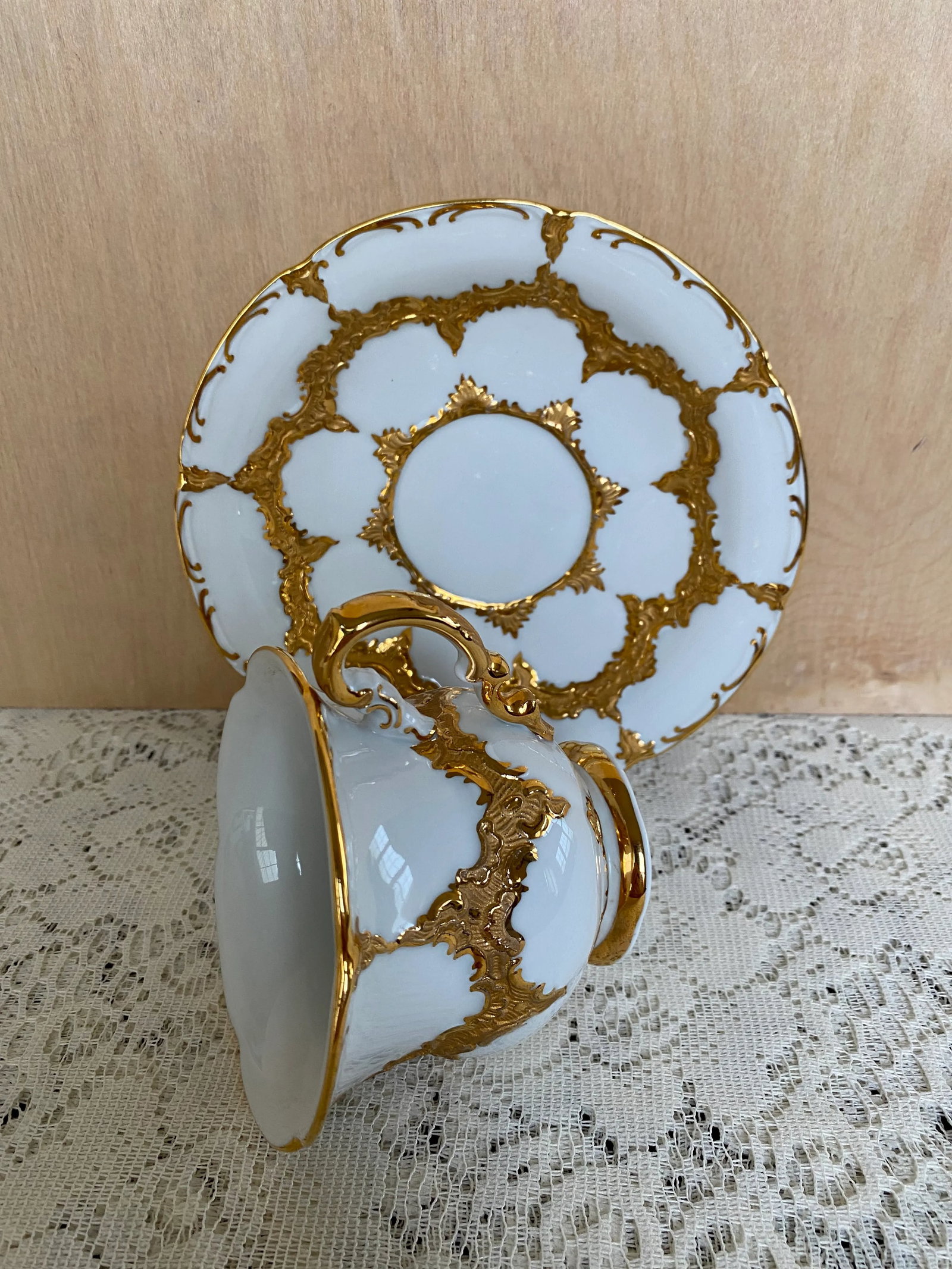 Meissen Gilded Tea Cup and Saucer - 3