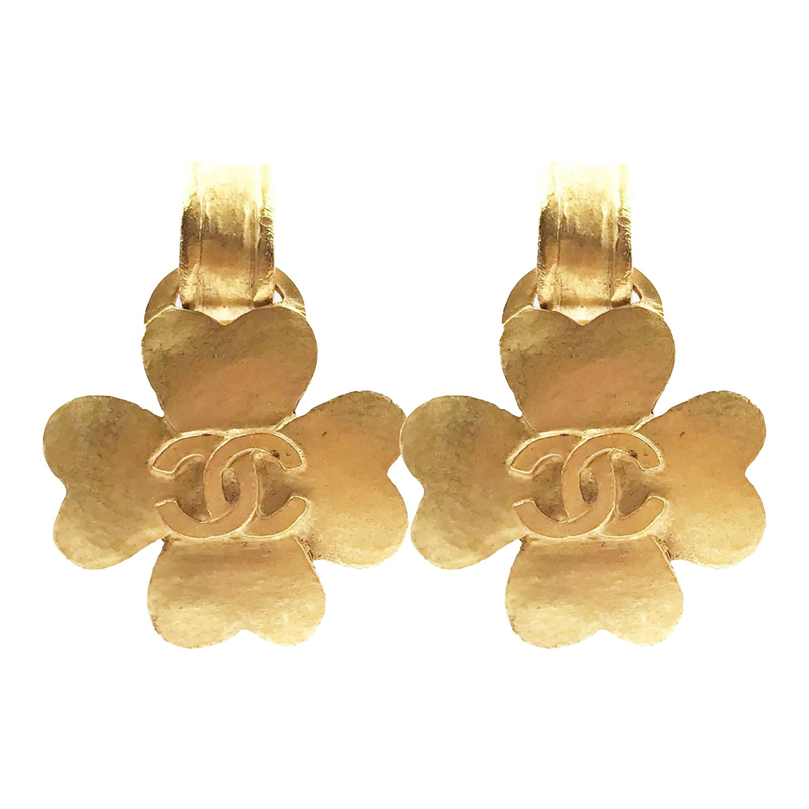 Vintage Chanel Gold Plated CC Clover Clip on Earrings - 2 Pieces: This is part of Chairish's Costume Jewelry assortment. Chanel Vintage Gold Plated CC Clover Clip on Earrings * Marked 95 * Made in France * Comes with the original box and tag - It is approximately