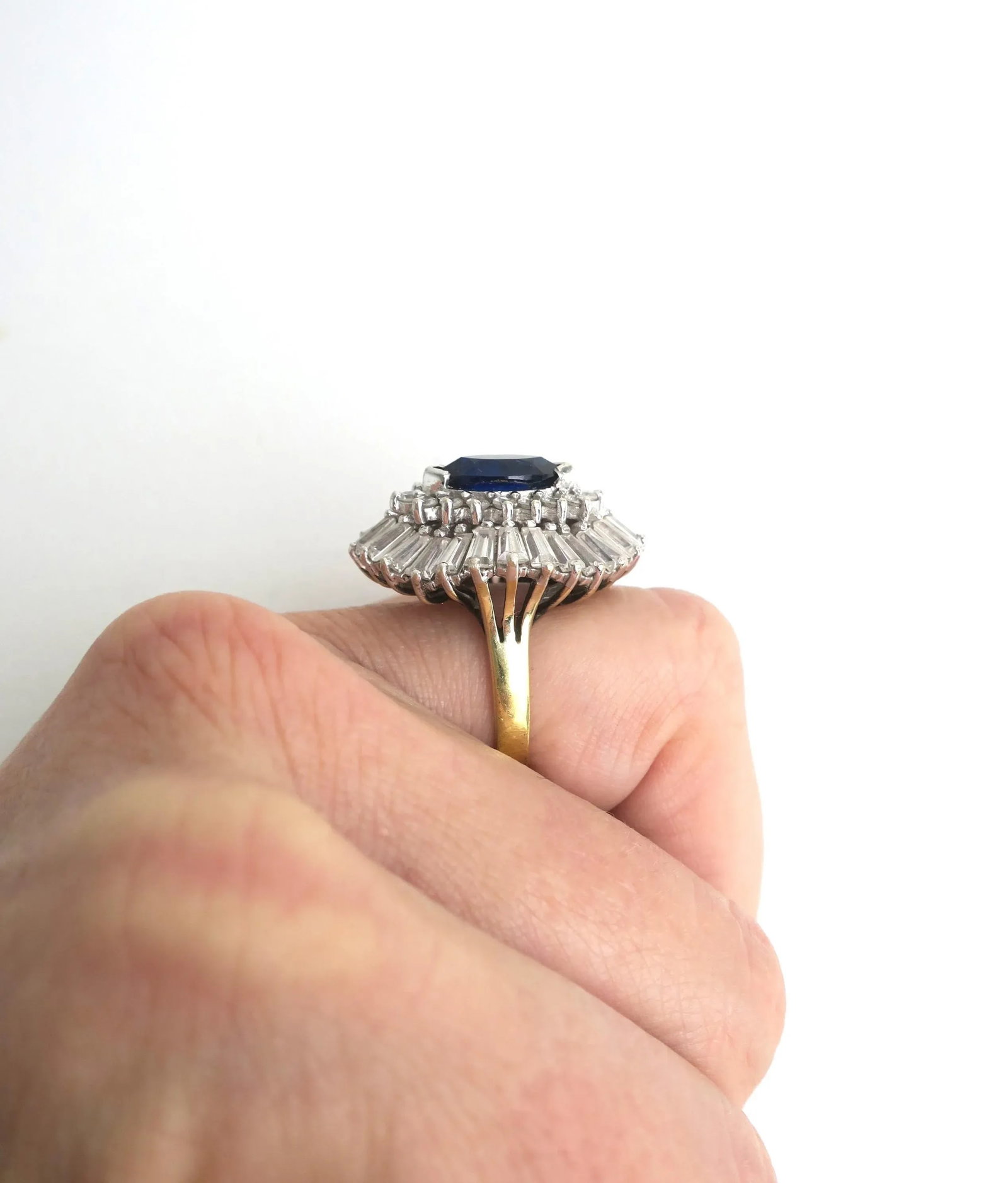 Cocktail Ring Faux Diamonds and Sapphire, Circa 1960s - 4