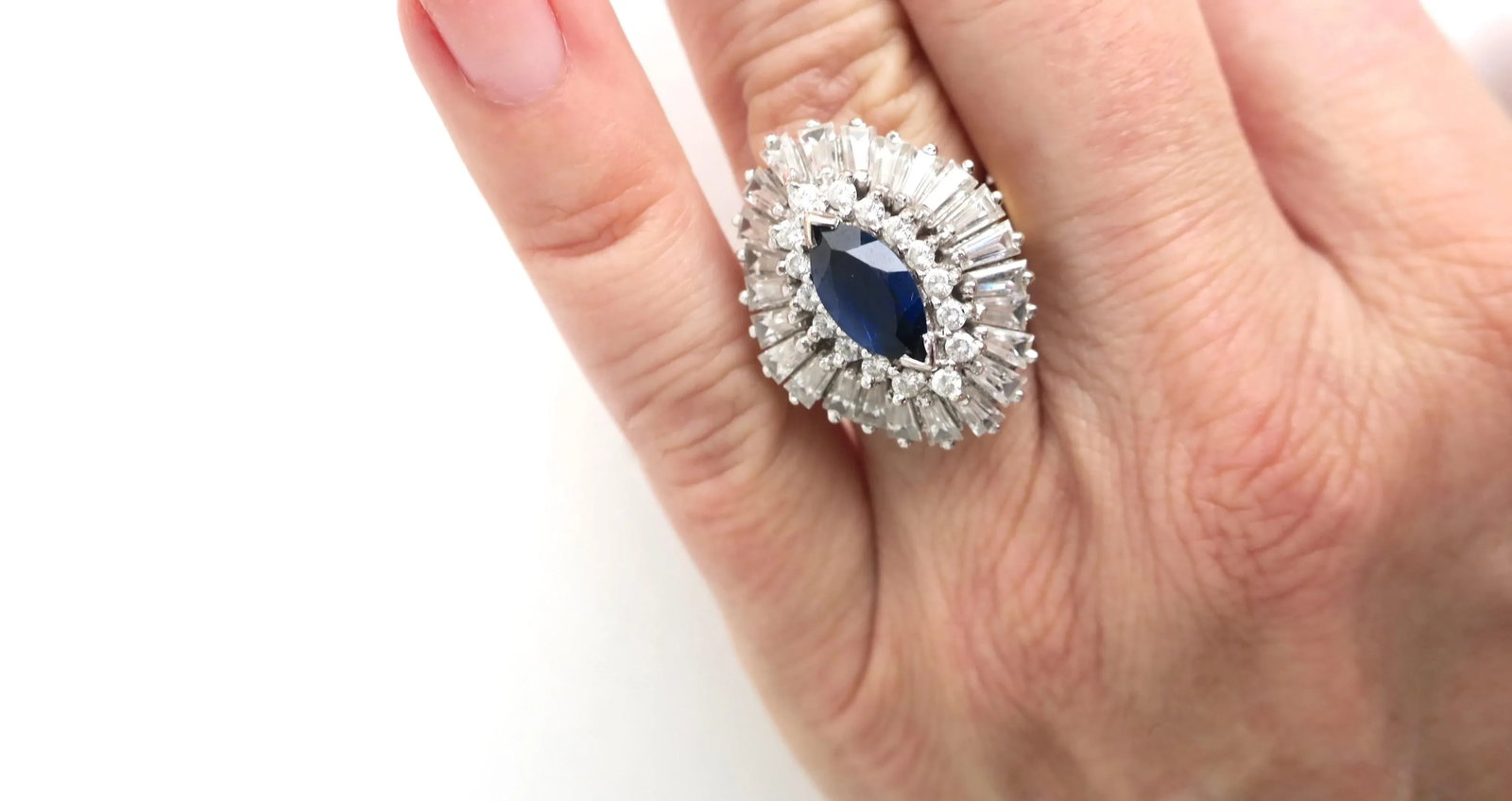 Cocktail Ring Faux Diamonds and Sapphire, Circa 1960s - 5