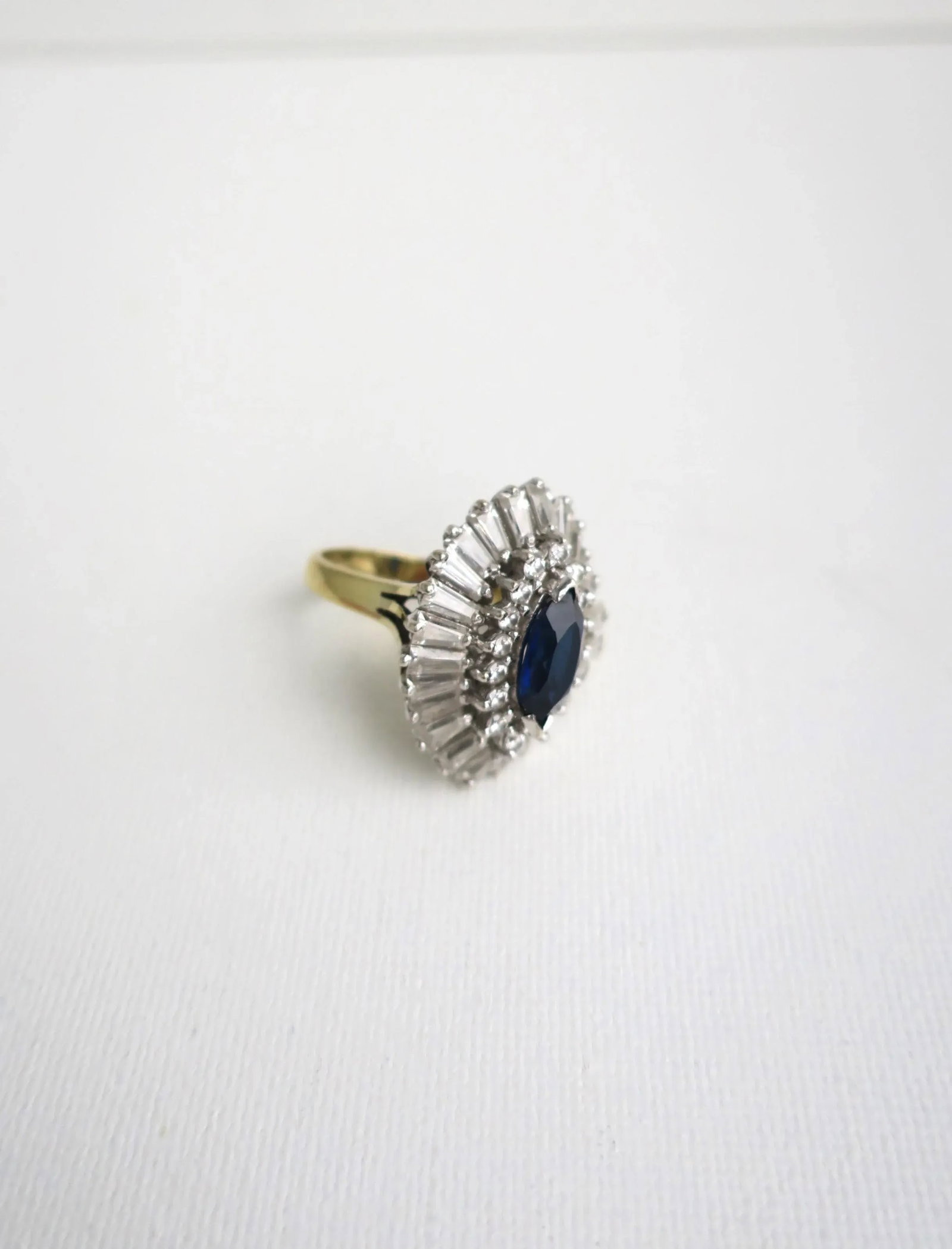 Cocktail Ring Faux Diamonds and Sapphire, Circa 1960s - 6