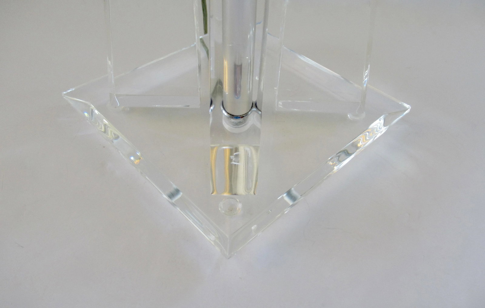 Mid Century Karl Springer Style Lucite Faceted Lamp - 5