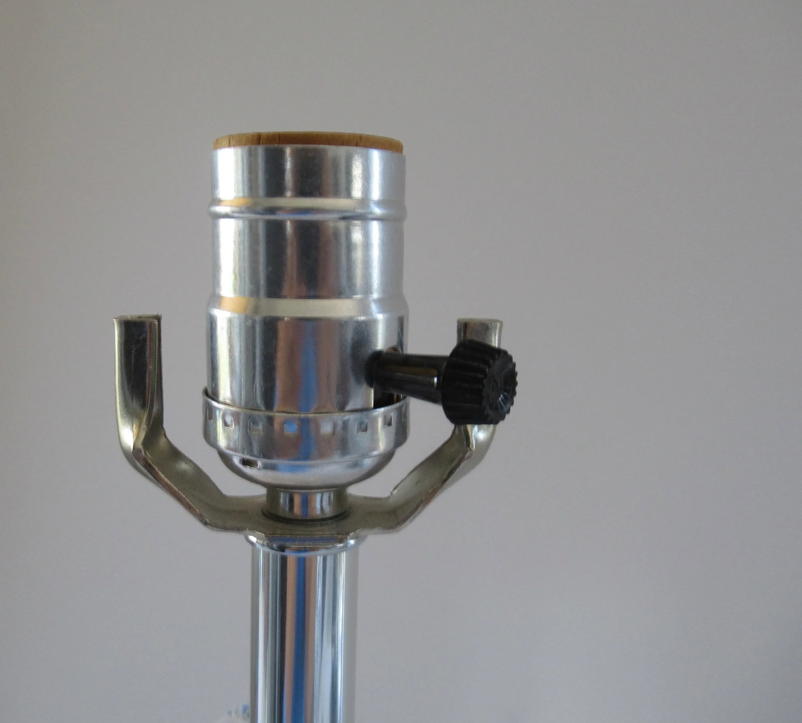 Mid Century Karl Springer Style Lucite Faceted Lamp - 7