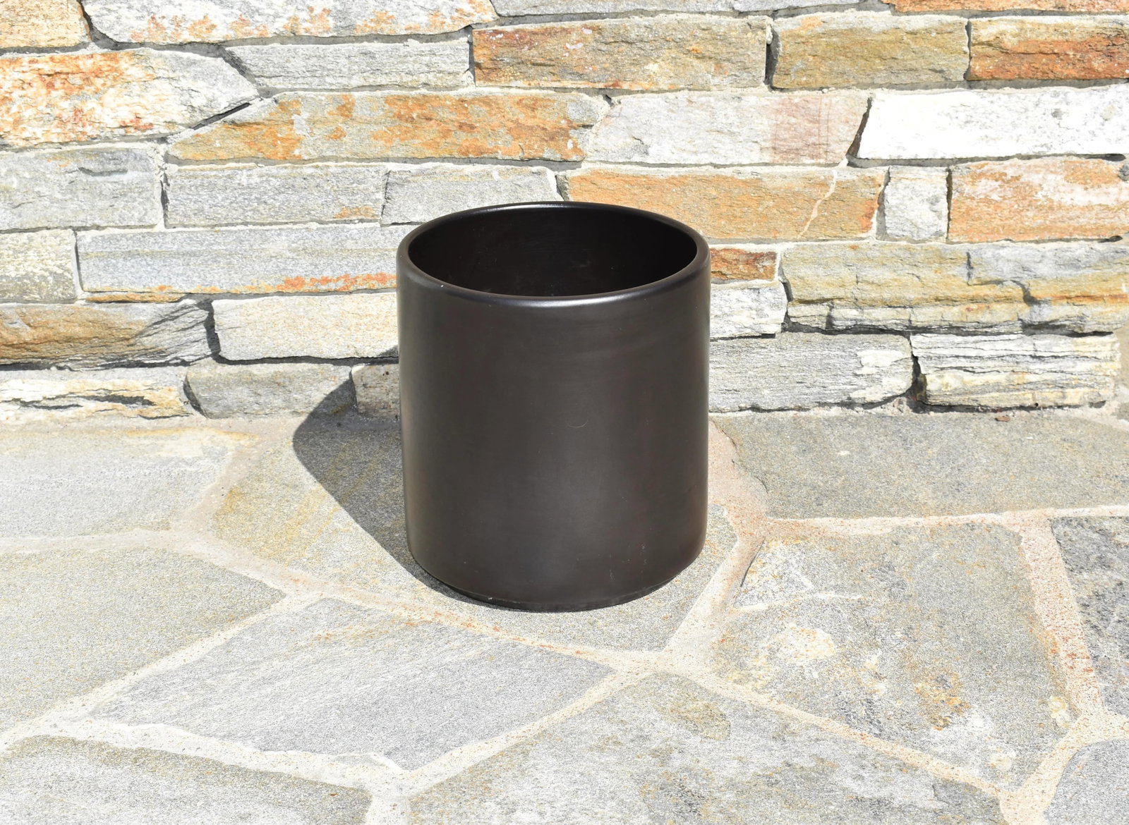 Gainey AC-8 Matte Black Planter Pot - 6