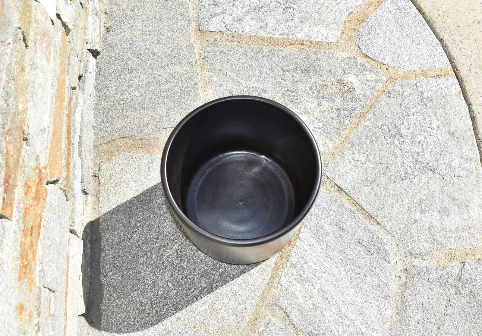 Gainey AC-8 Matte Black Planter Pot - 8