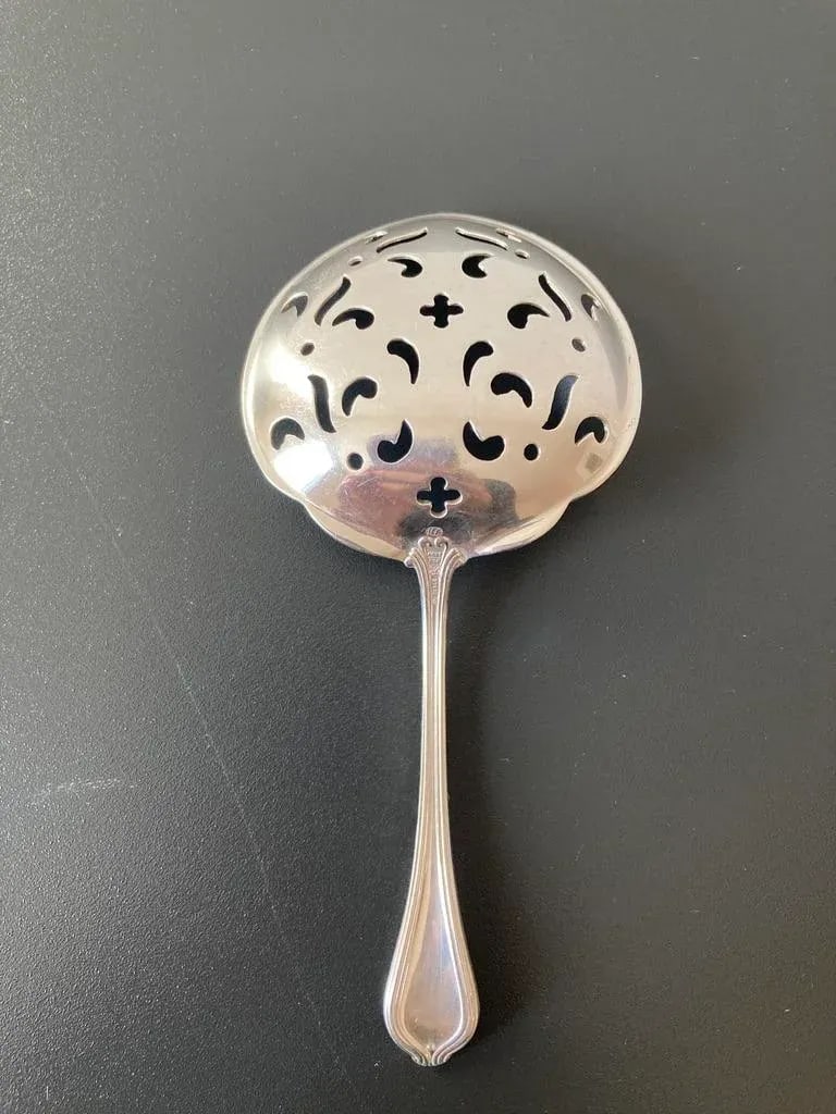 Coffee Tea or Bar Drinks Ornate Pierced Spoon in Sterling Silver, Early 20th Century - 4