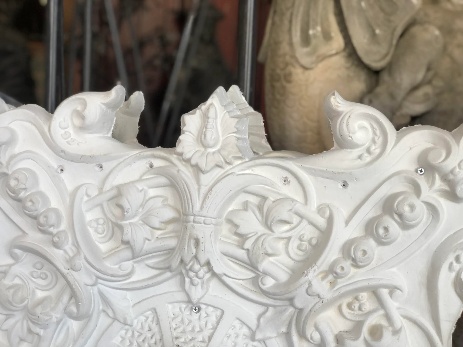 French Plaster Ceiling Medallion - 3
