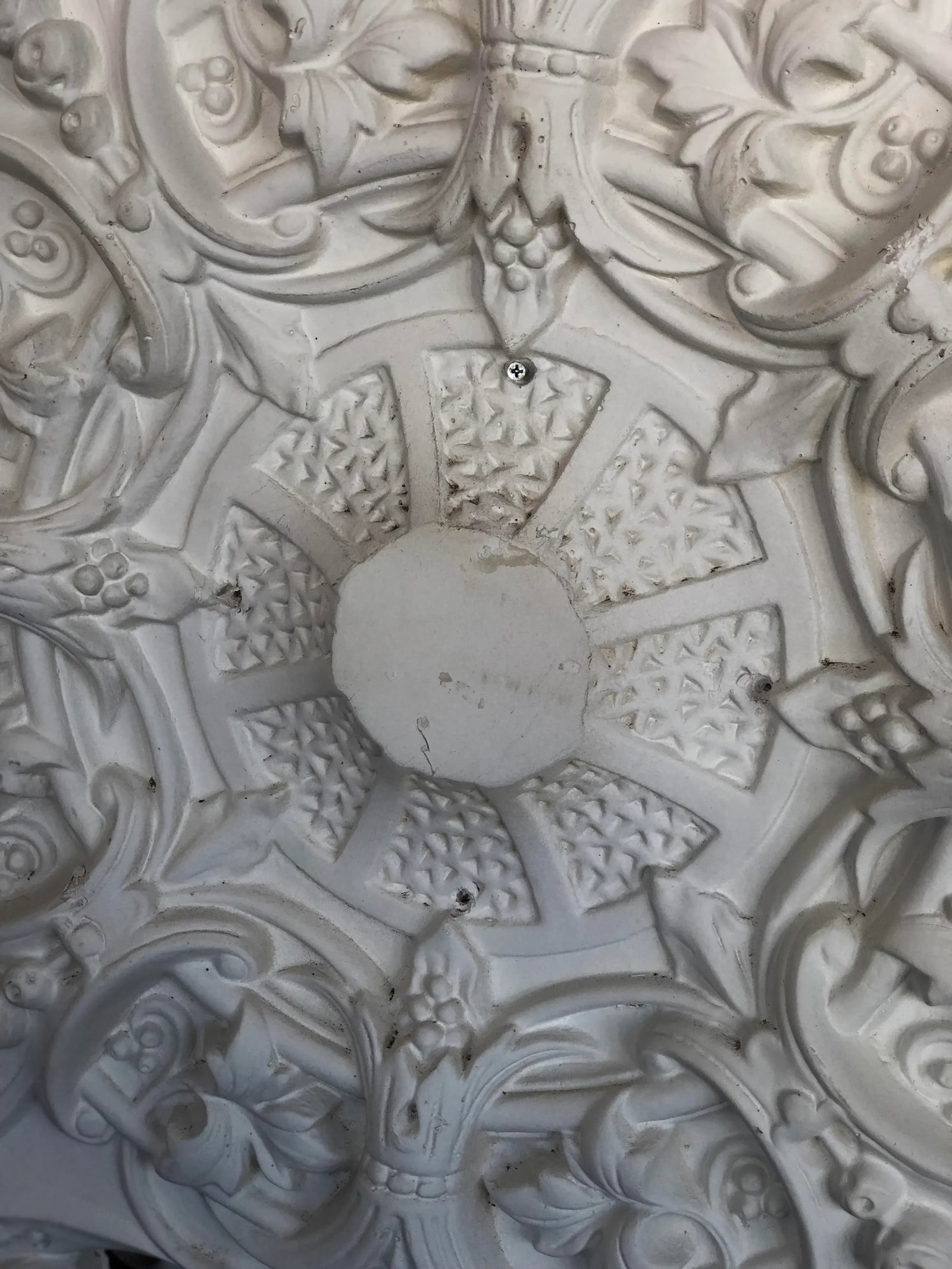 French Plaster Ceiling Medallion - 4