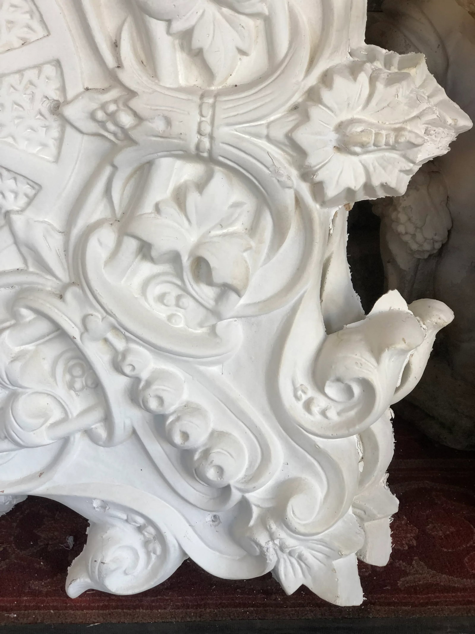 French Plaster Ceiling Medallion - 5