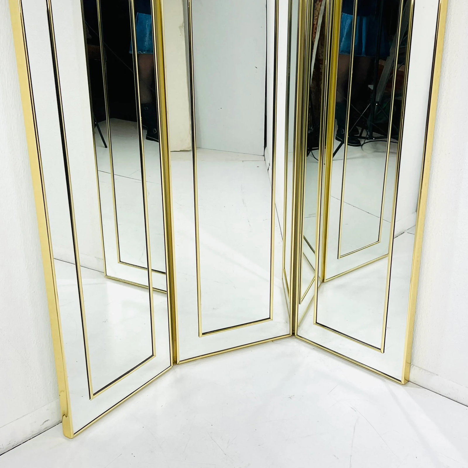 1970s 3 Panel Double Sided Mirror Screen / Room Divider - 3