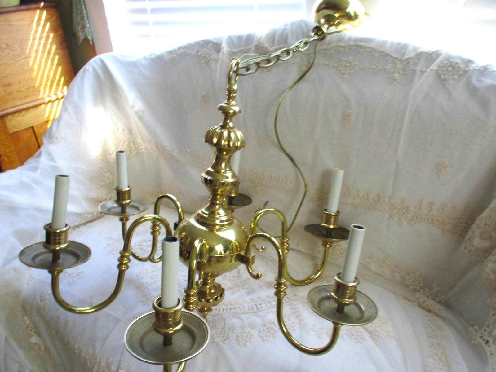 Vintage French Empire Style Late 20th Century Solid Brass Ornate 6 Light Chandelier - 4
