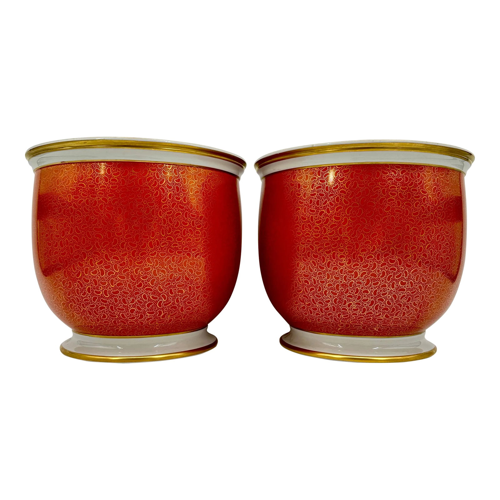 1980s Vintage Giulia Mangani / Goodfriend & Co. Porcelain Orange & Gold Jardinieres- a Pair: Vintage planter pair by Giulia Mangani / C.S. Goodfriend & Co. Made in 1983. Decorative gold band rims top and bottom. These jardinieres make a beautiful addition to any space in need of color. The
