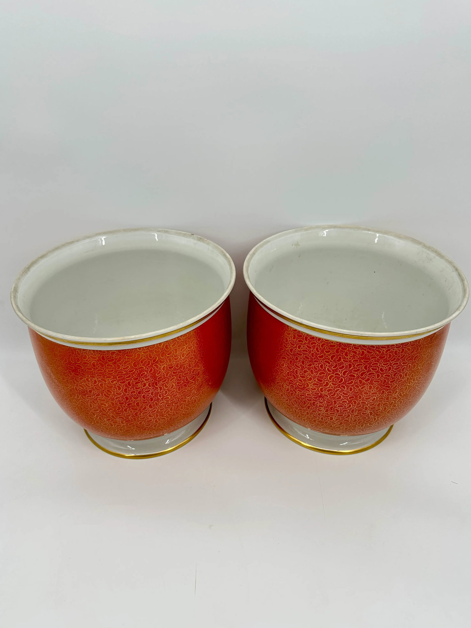 1980s Vintage Giulia Mangani / Goodfriend & Co. Porcelain Orange & Gold Jardinieres- a Pair - 2