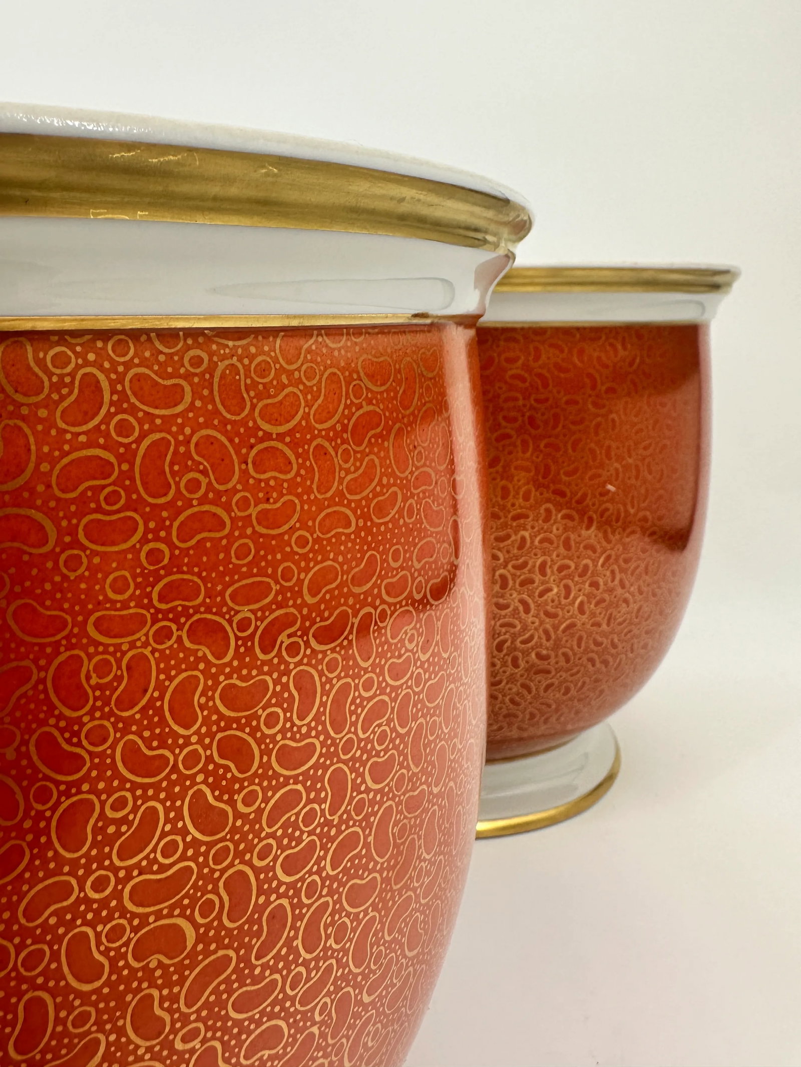 1980s Vintage Giulia Mangani / Goodfriend & Co. Porcelain Orange & Gold Jardinieres- a Pair - 7