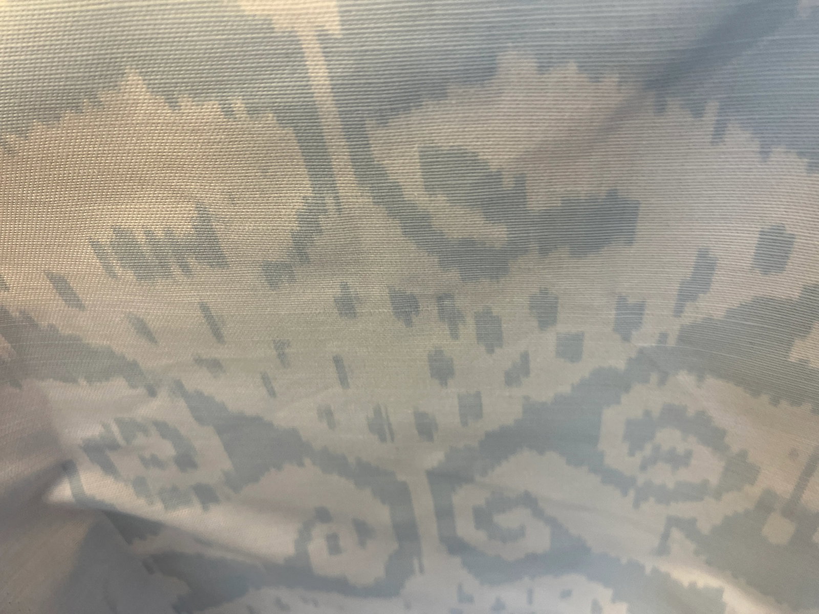 6 Yards Quardrille Fabrics Malaya Zibby Blue on White - 4